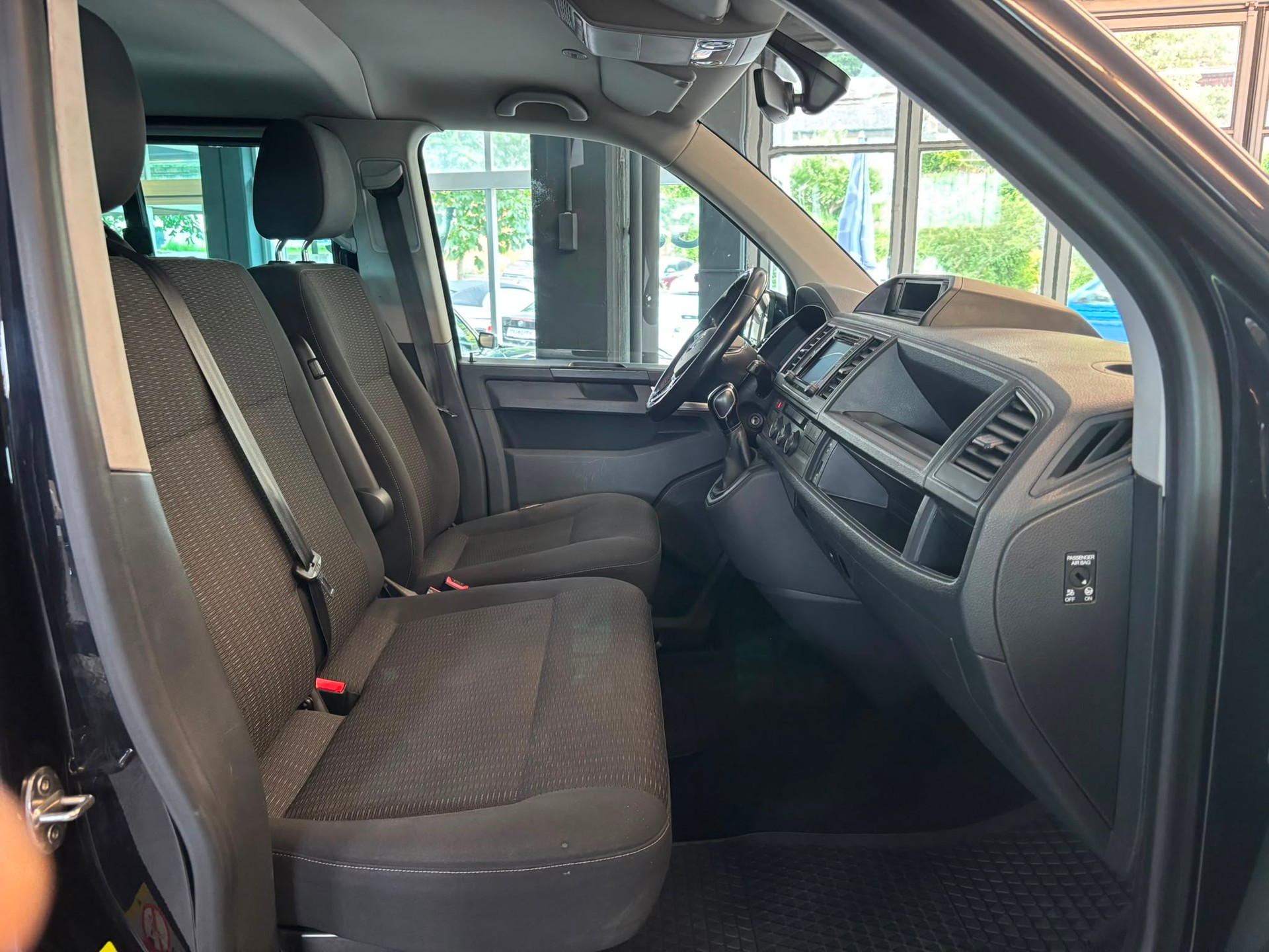 VW T6 2.0 TDI 4Motion DSG-image-6