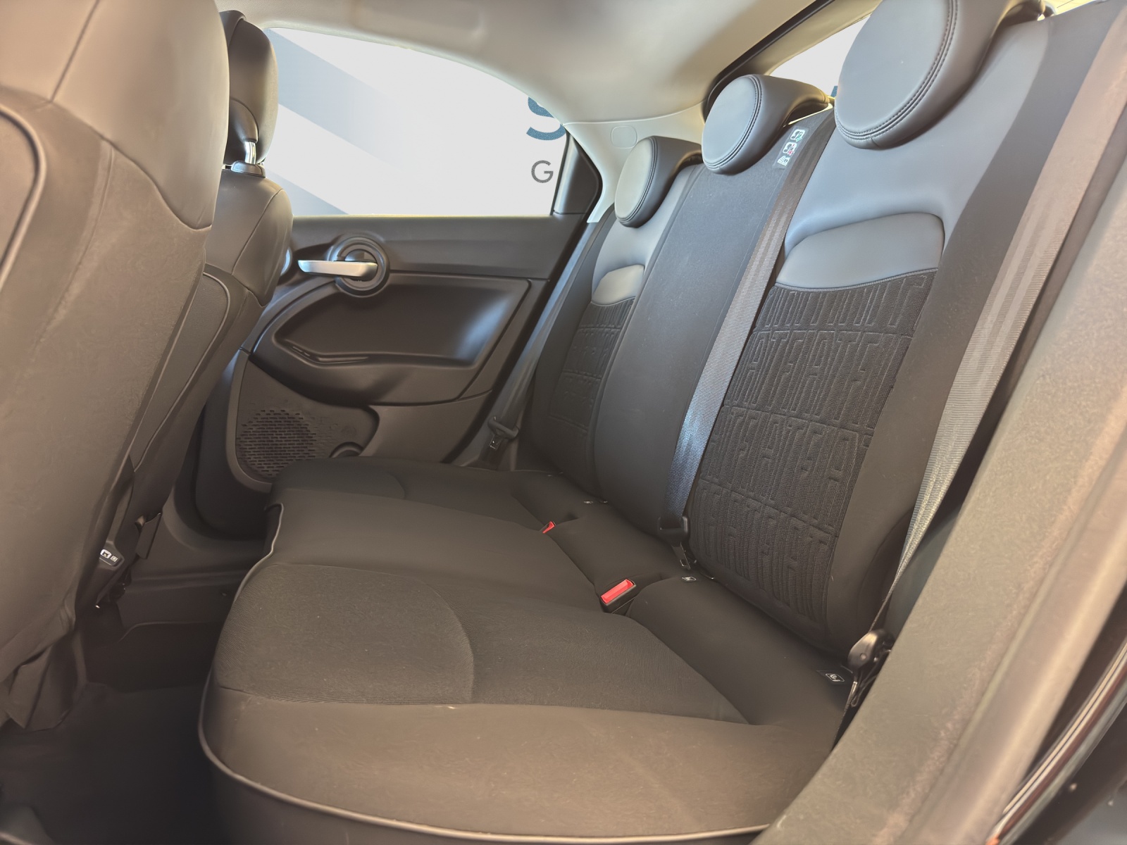 FIAT 500X 1.5 Hybrid Swiss Edition-image-7