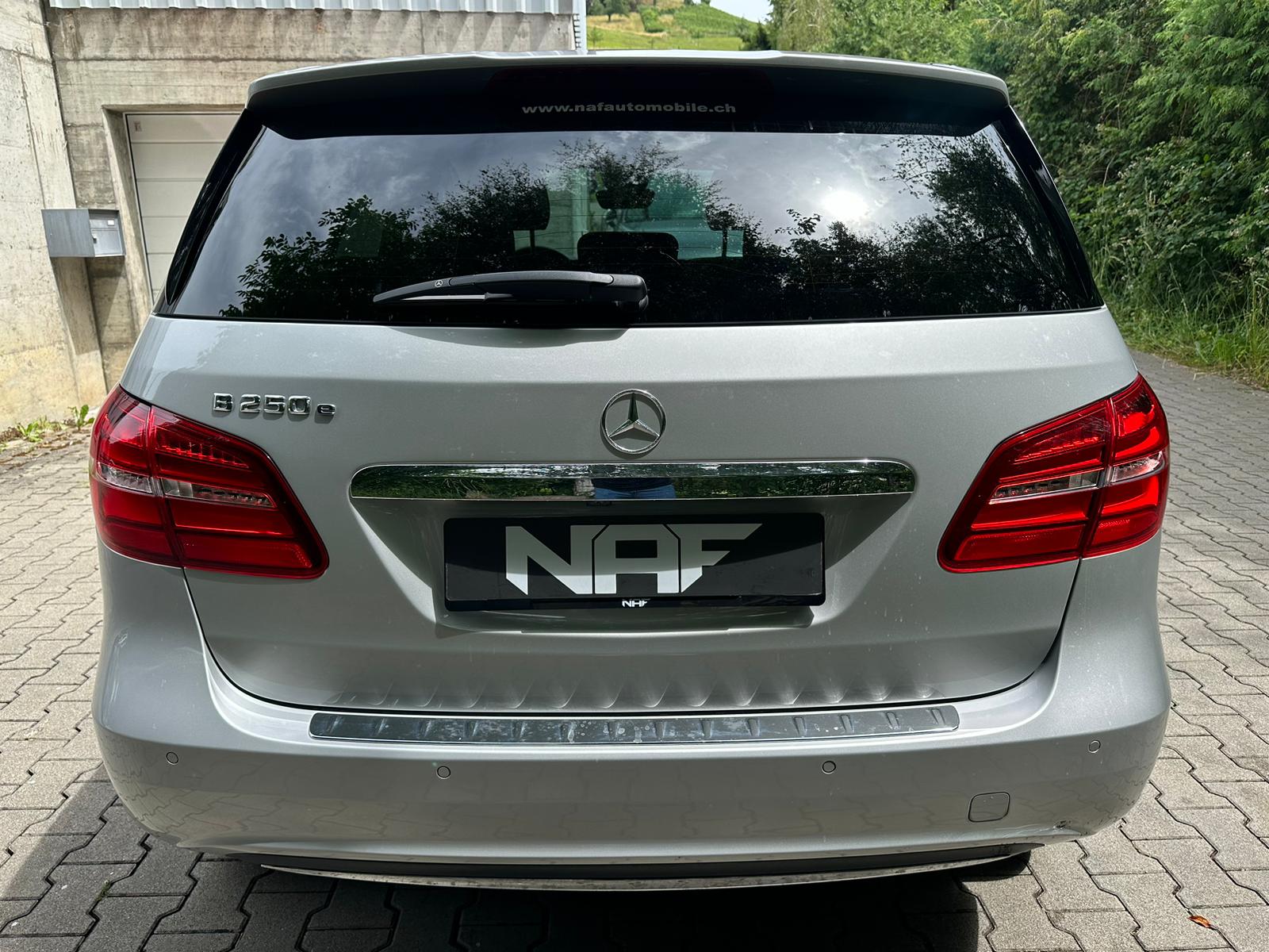 MERCEDES-BENZ B Electric Drive Urban-image-4