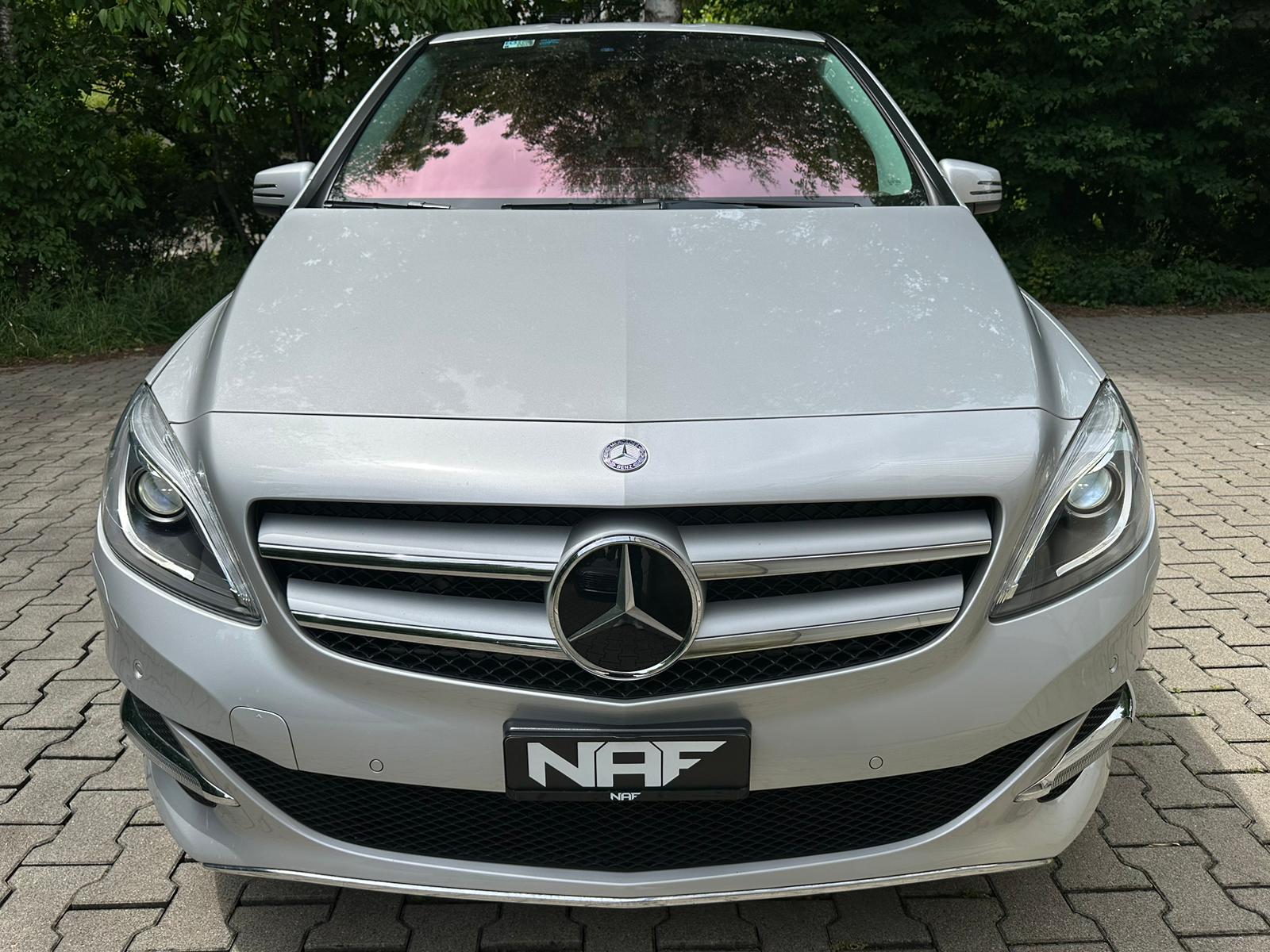 MERCEDES-BENZ B Electric Drive Urban-image-10
