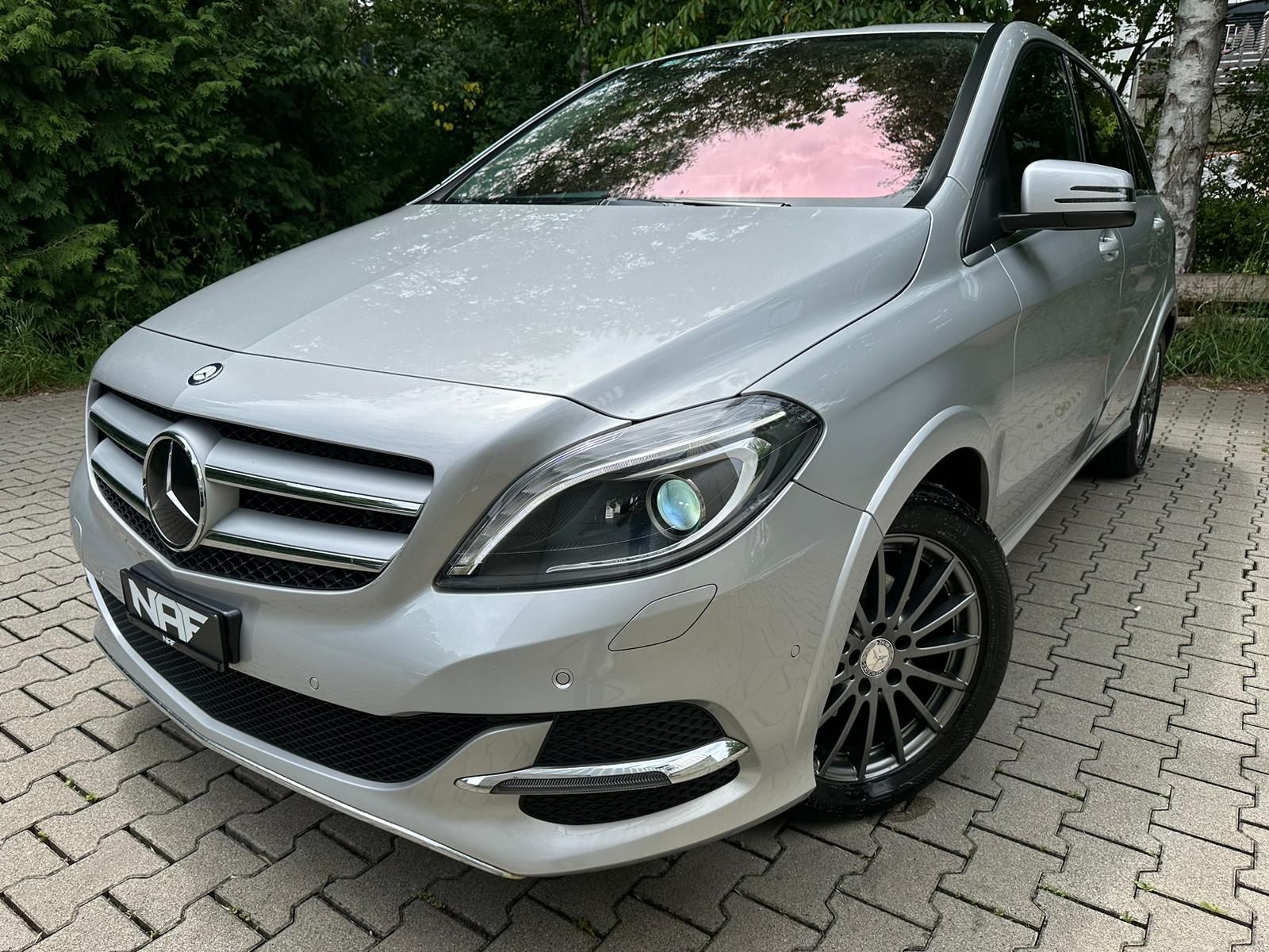 MERCEDES-BENZ B Electric Drive Urban-image-0