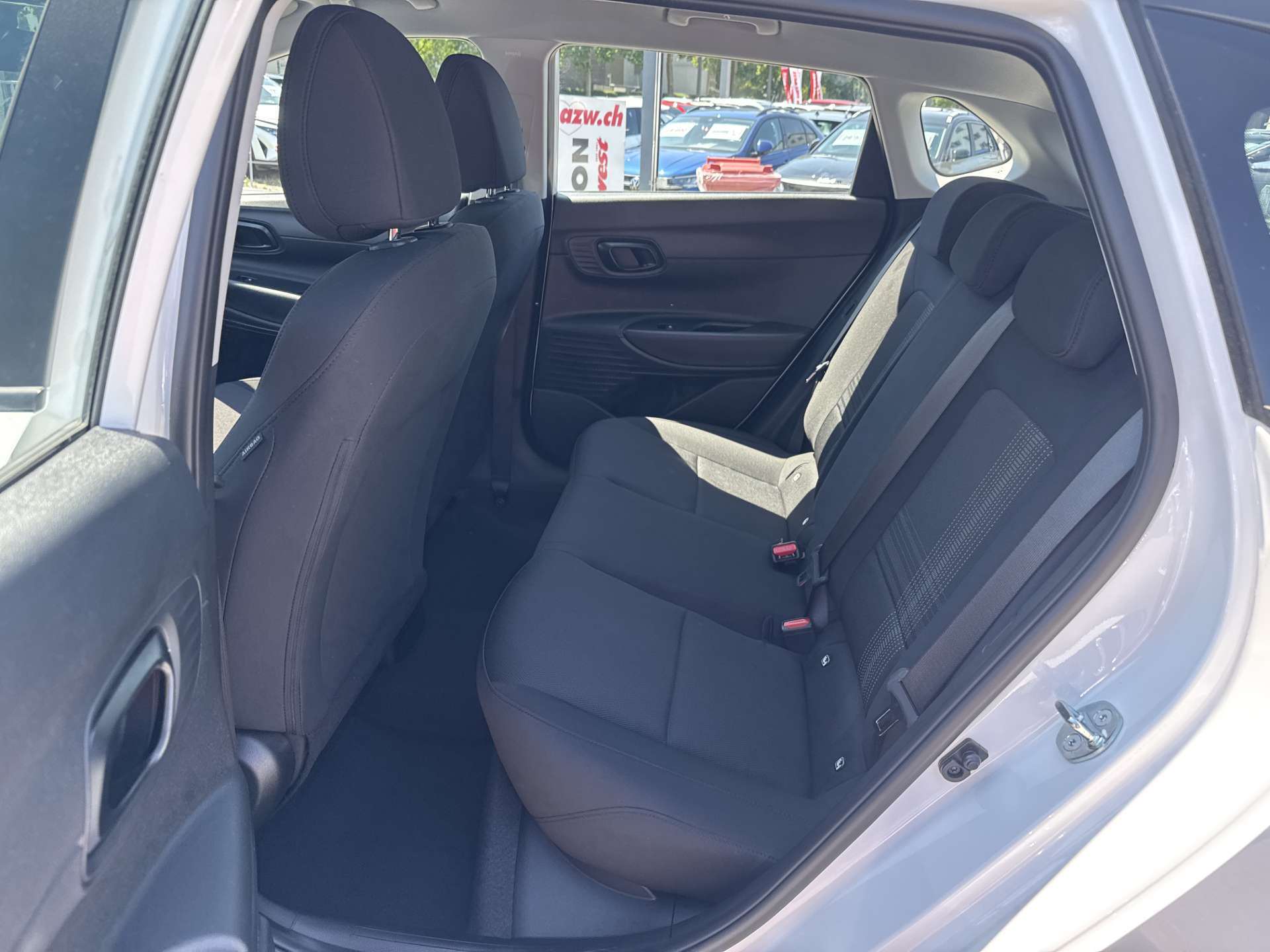 HYUNDAI i20 1.0 T-GDi Comfort DCT-Automat-image-6