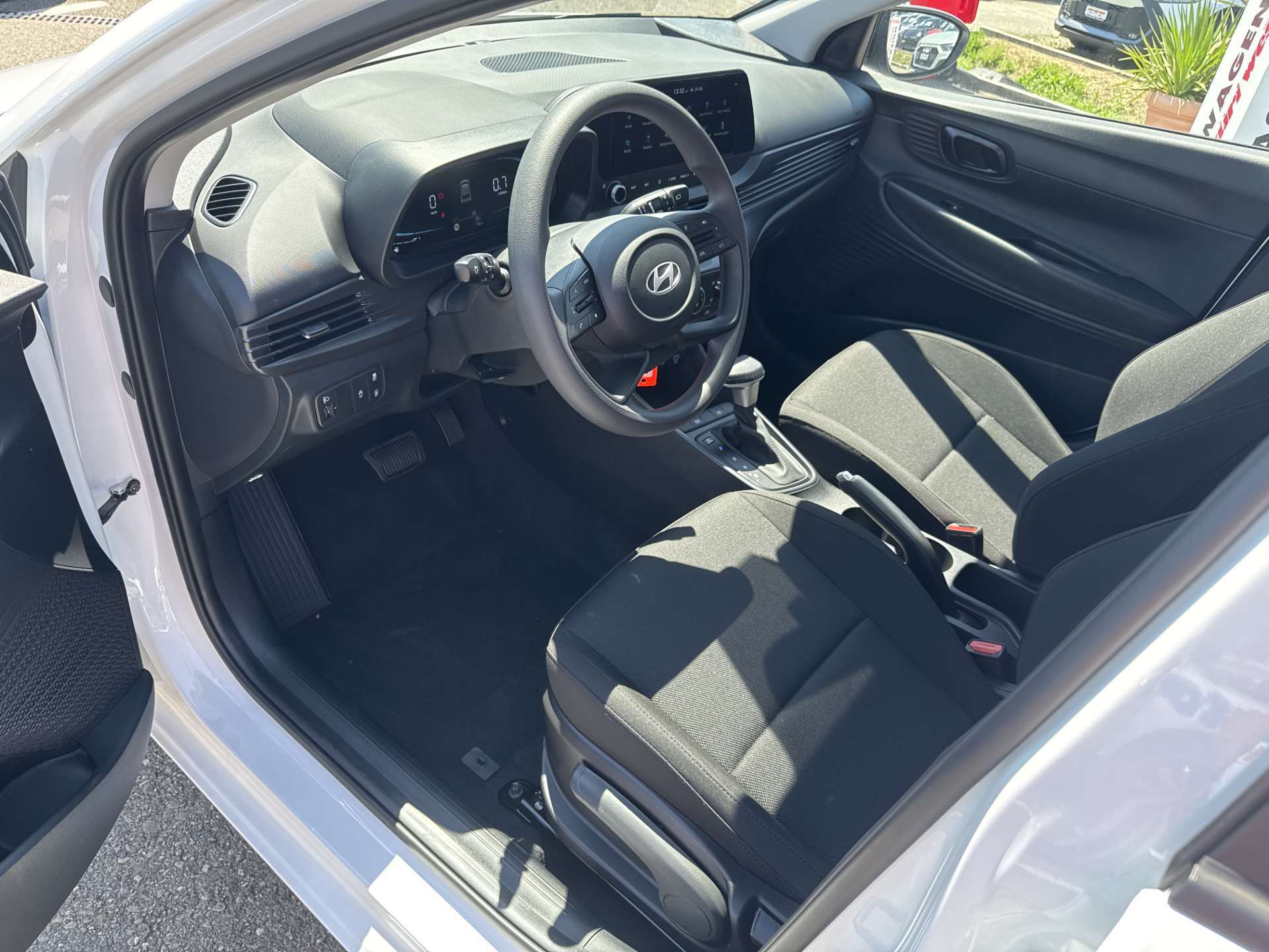 HYUNDAI i20 1.0 T-GDi Comfort DCT-Automat-image-5