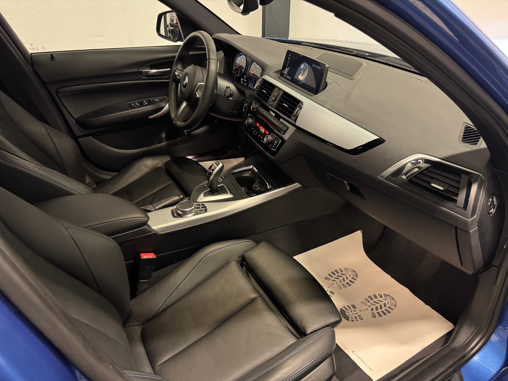 BMW M140i xDrive Steptronic-image-19