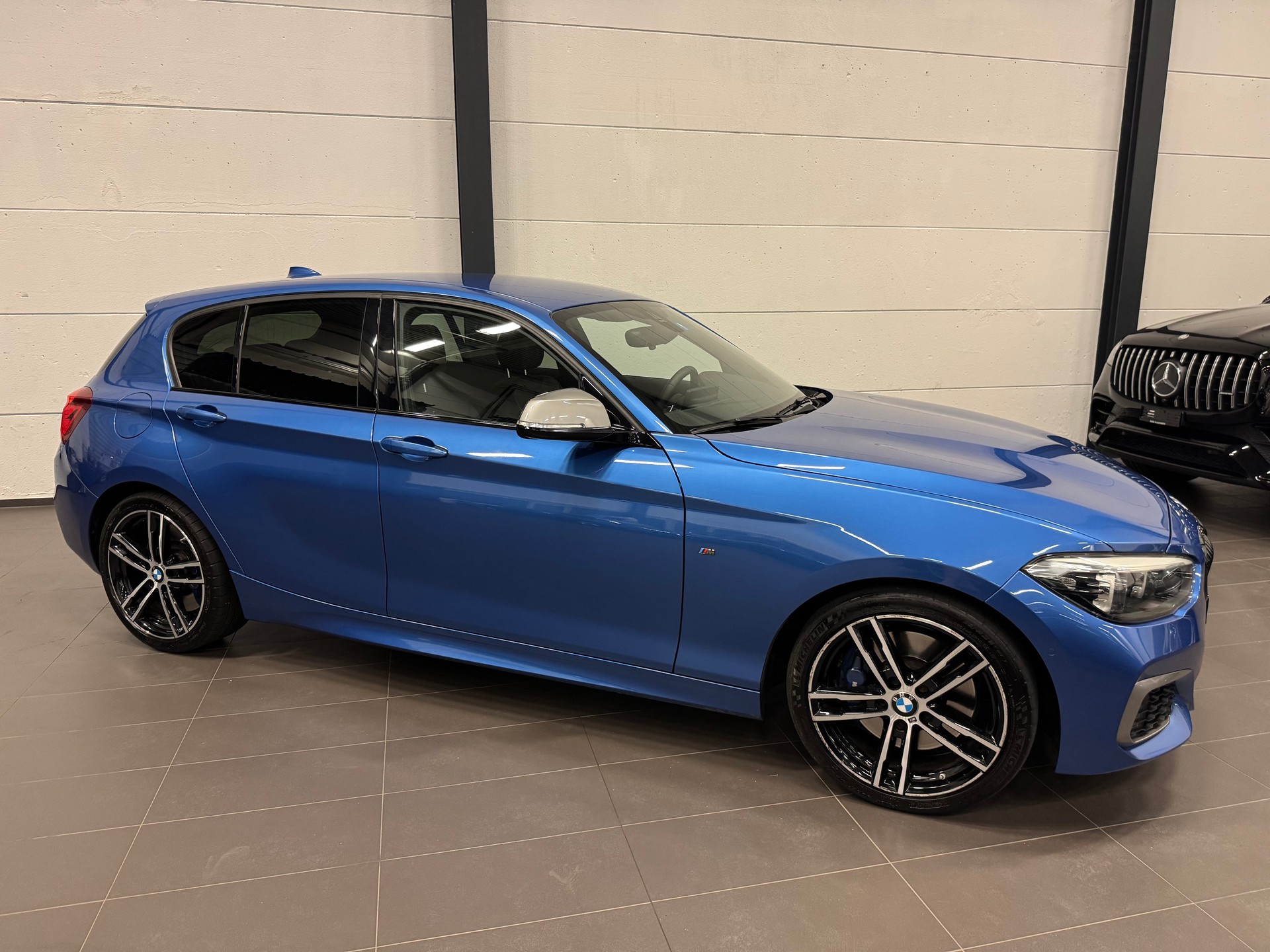 BMW M140i xDrive Steptronic-image-5