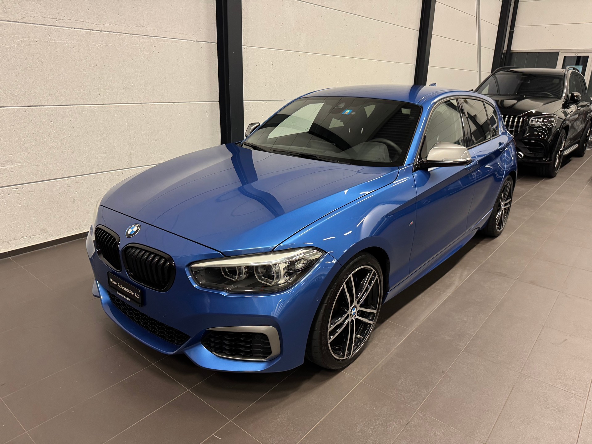 BMW M140i xDrive Steptronic-image-4
