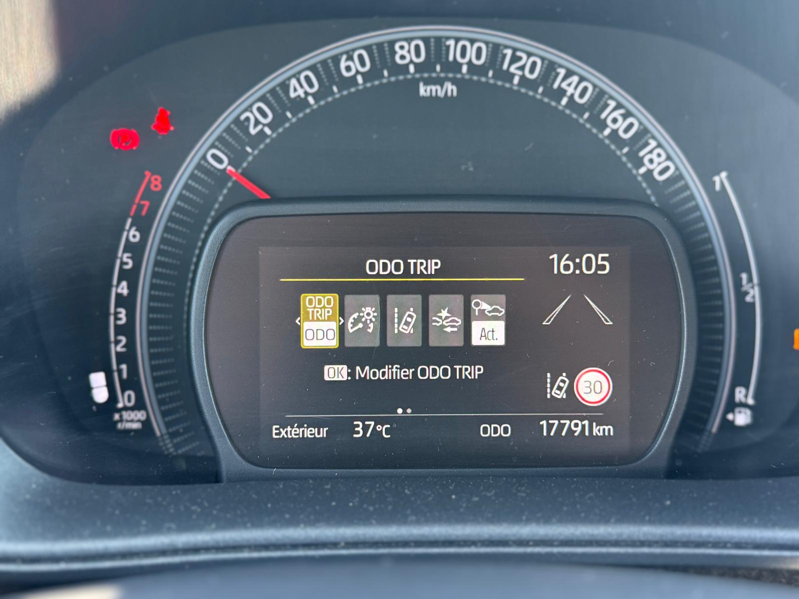 TOYOTA Aygo X 1.0 VVT-i Comfort-image-19