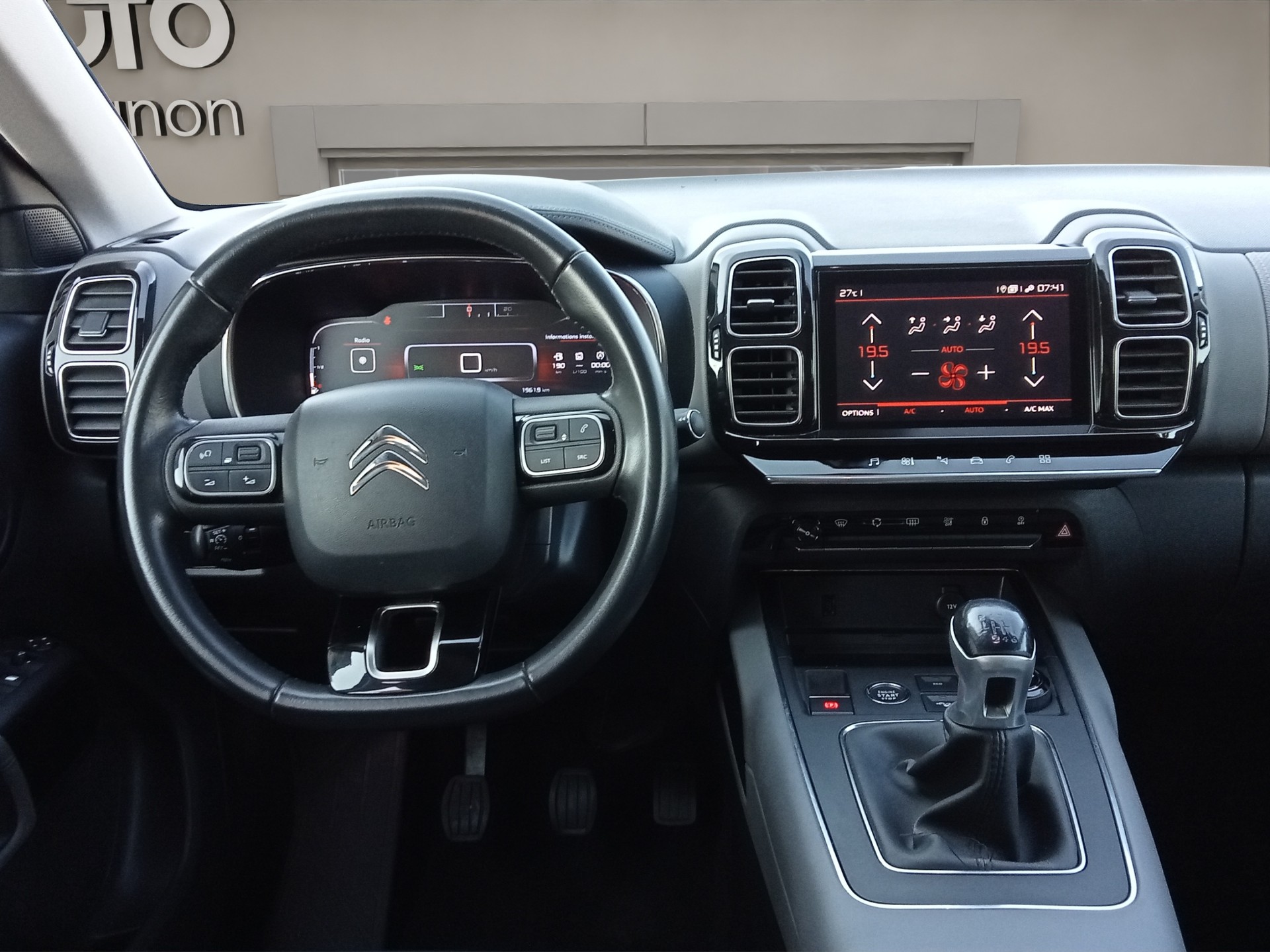 CITROEN C5 Aircross 1.2i PureTech Shine-image-9