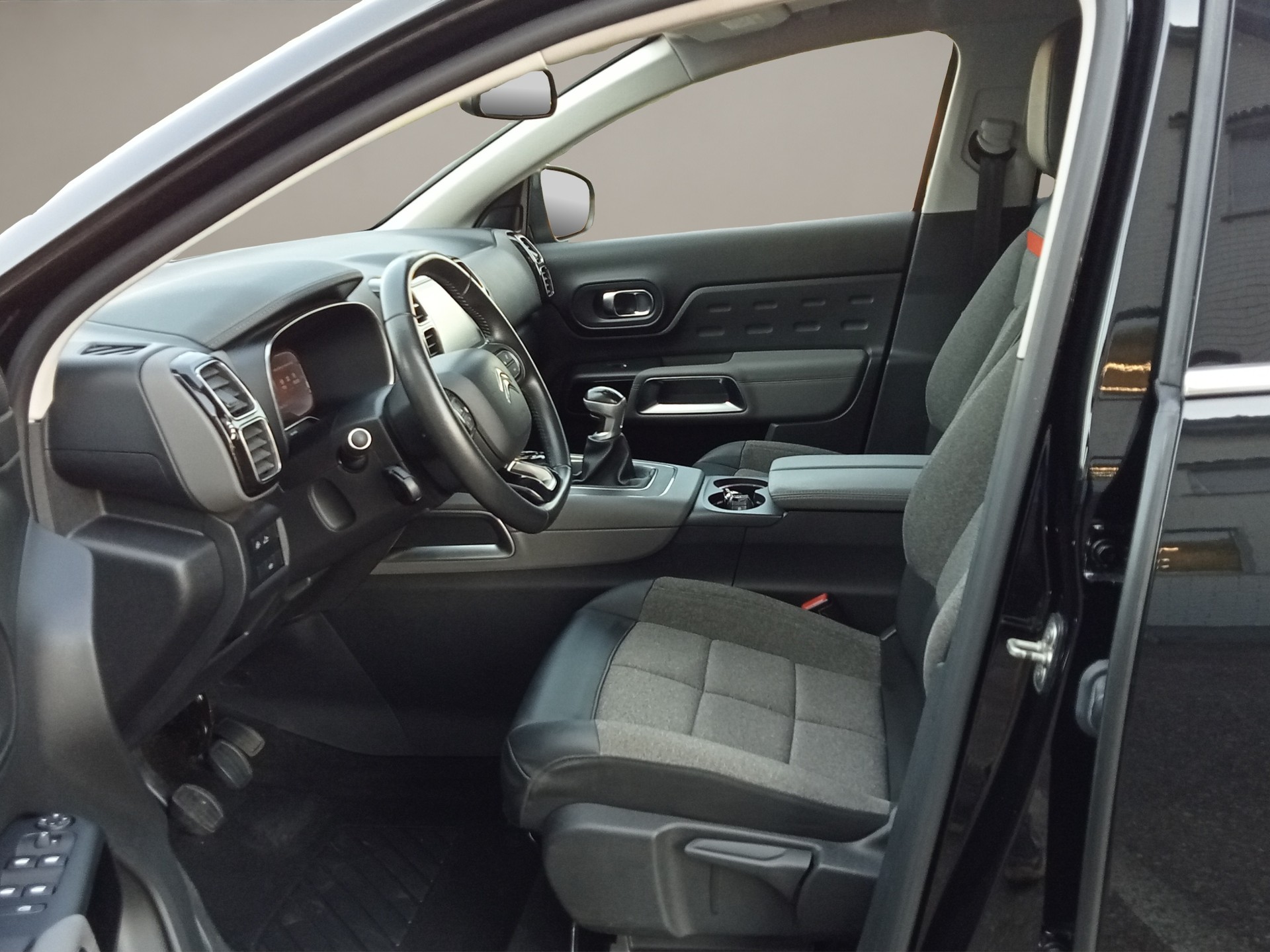 CITROEN C5 Aircross 1.2i PureTech Shine-image-8