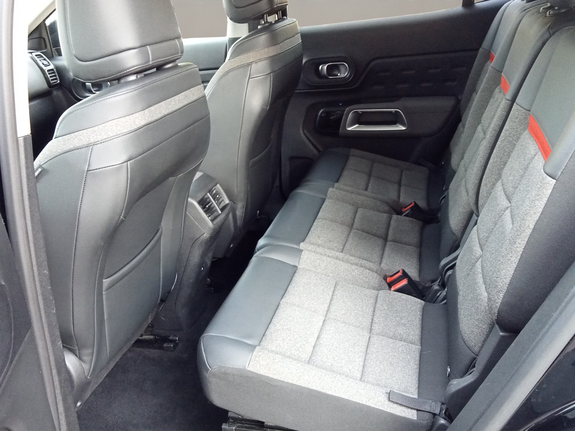 CITROEN C5 Aircross 1.2i PureTech Shine-image-12