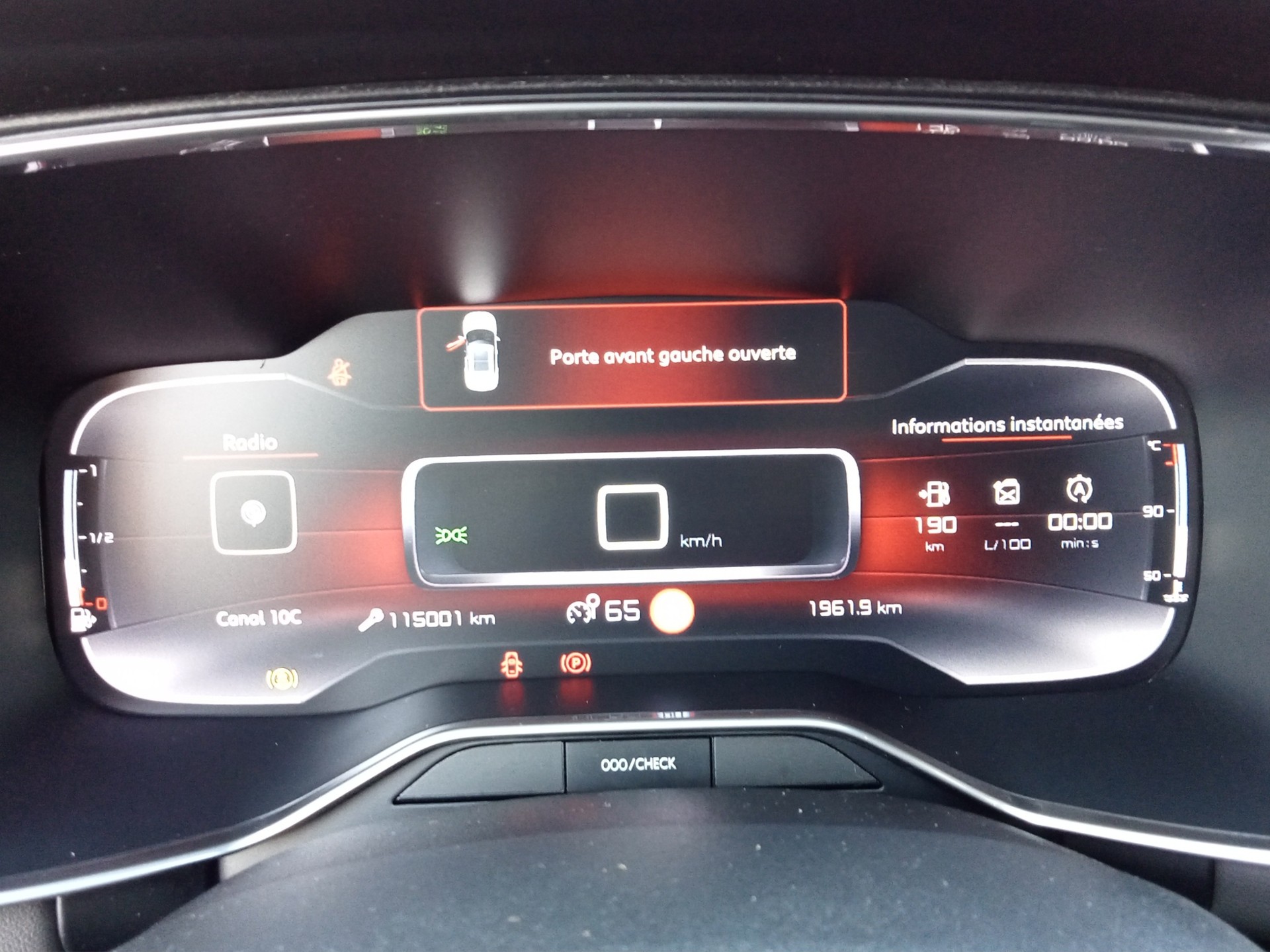 CITROEN C5 Aircross 1.2i PureTech Shine-image-14