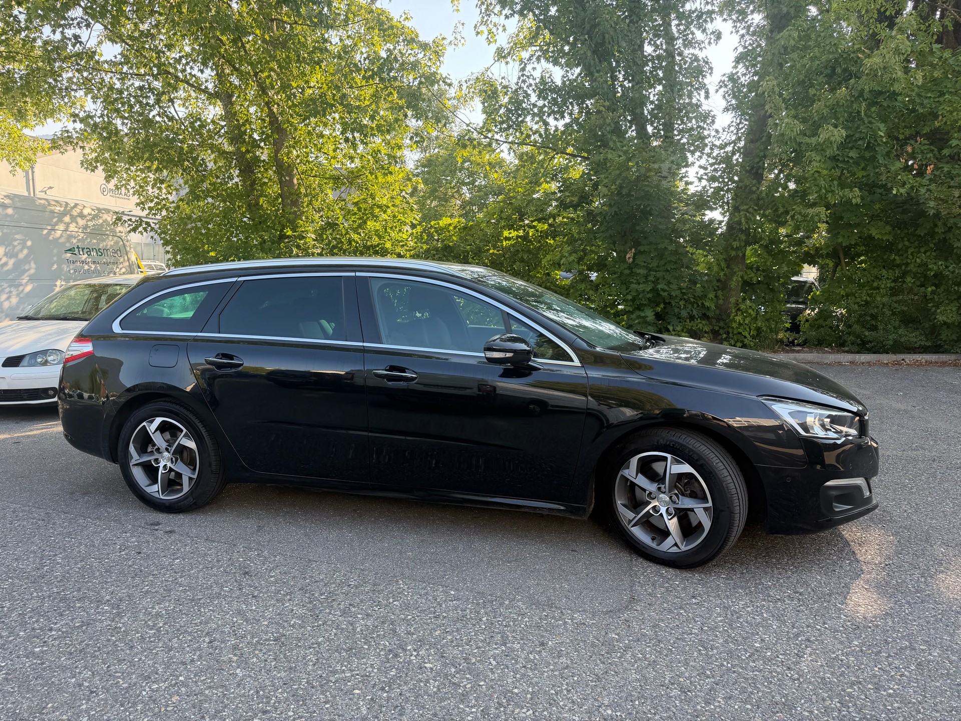 PEUGEOT 508 SW 2.0 BlueHDi Allure Automatic * Teil-Leder * Gr. Navi * Klima-auto * PDC V&H * RF-Kamera * Panoramadach * Frisch Ab MFK-image-11