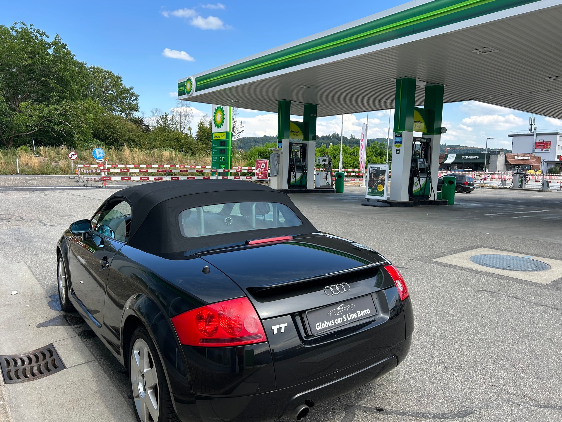 AUDI TT Roadster 1.8 T-image-11
