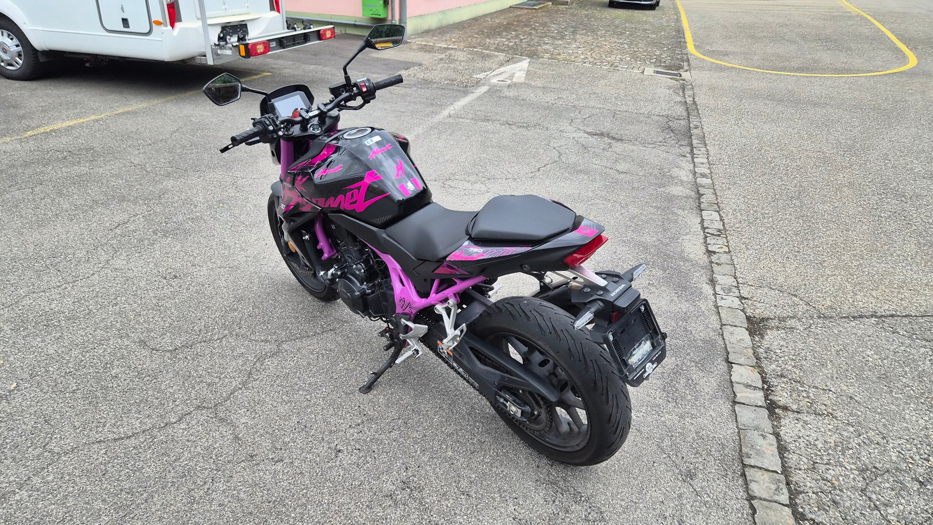 HONDA CB 750 Hornet (35kW)-image-3