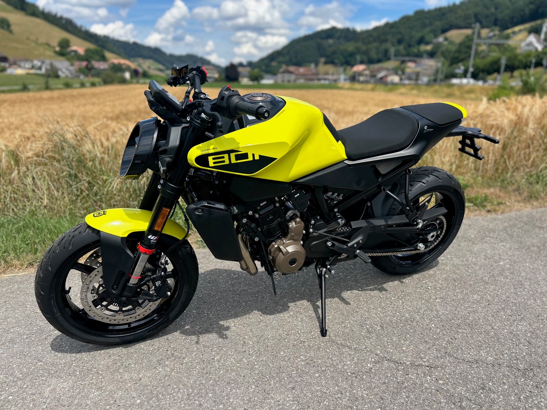 HUSQVARNA SVARTPILEN 801-image-4