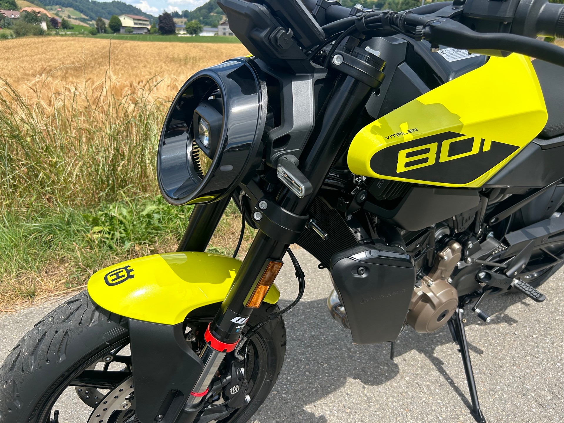 HUSQVARNA SVARTPILEN 801-image-5