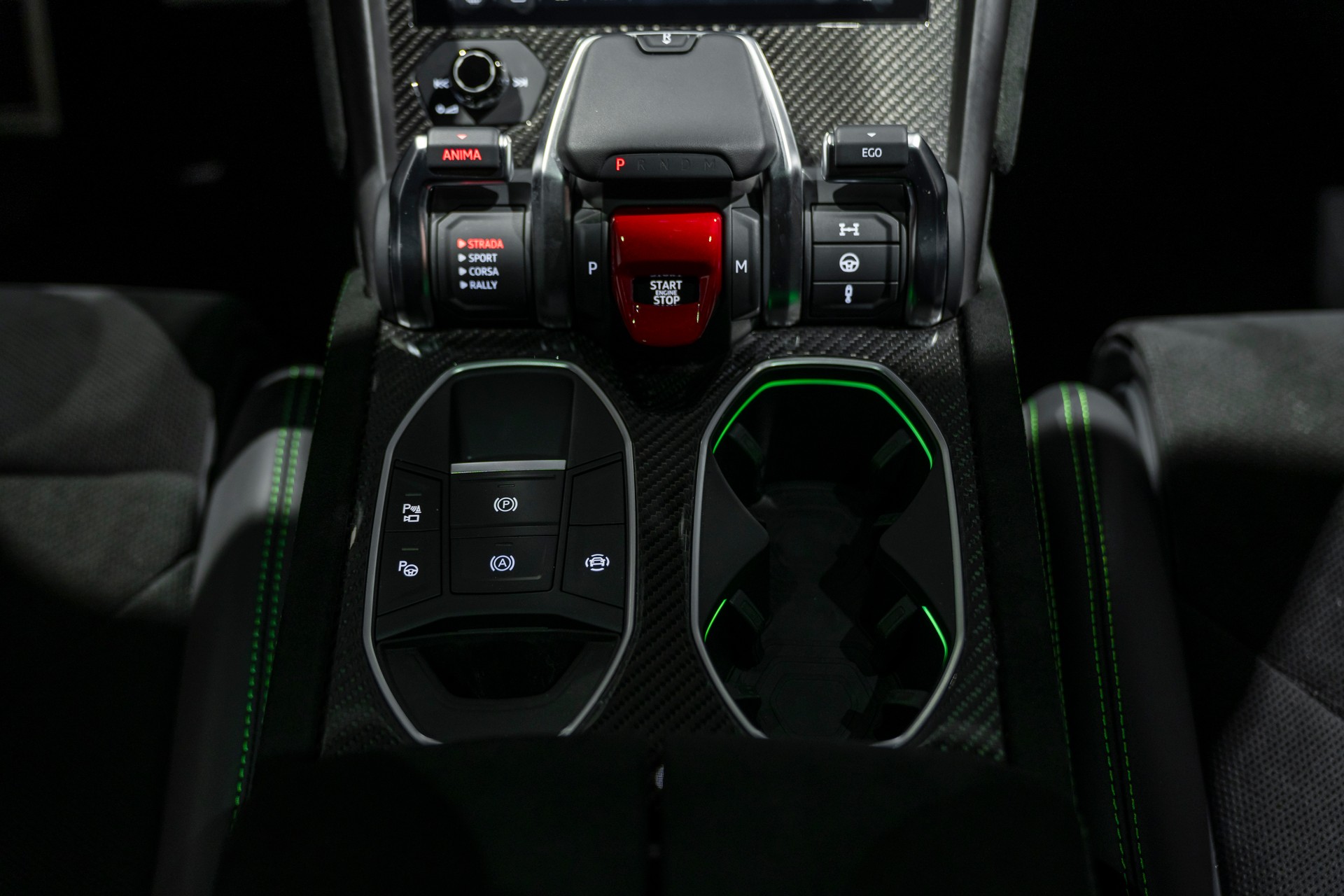 LAMBORGHINI Urus Performante-image-22