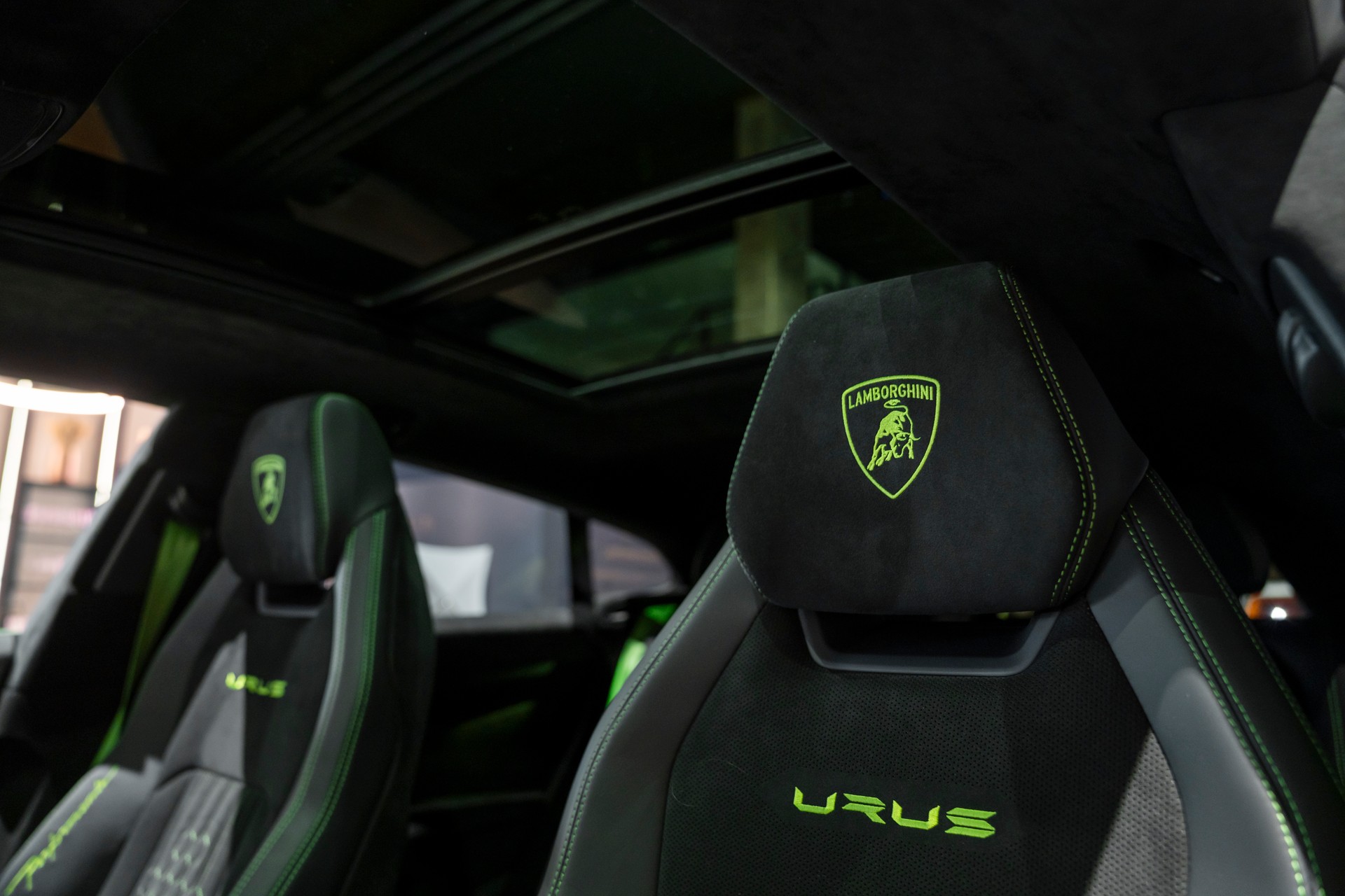 LAMBORGHINI Urus Performante-image-23