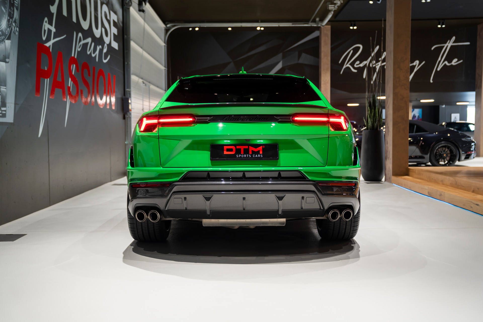 LAMBORGHINI Urus Performante-image-4