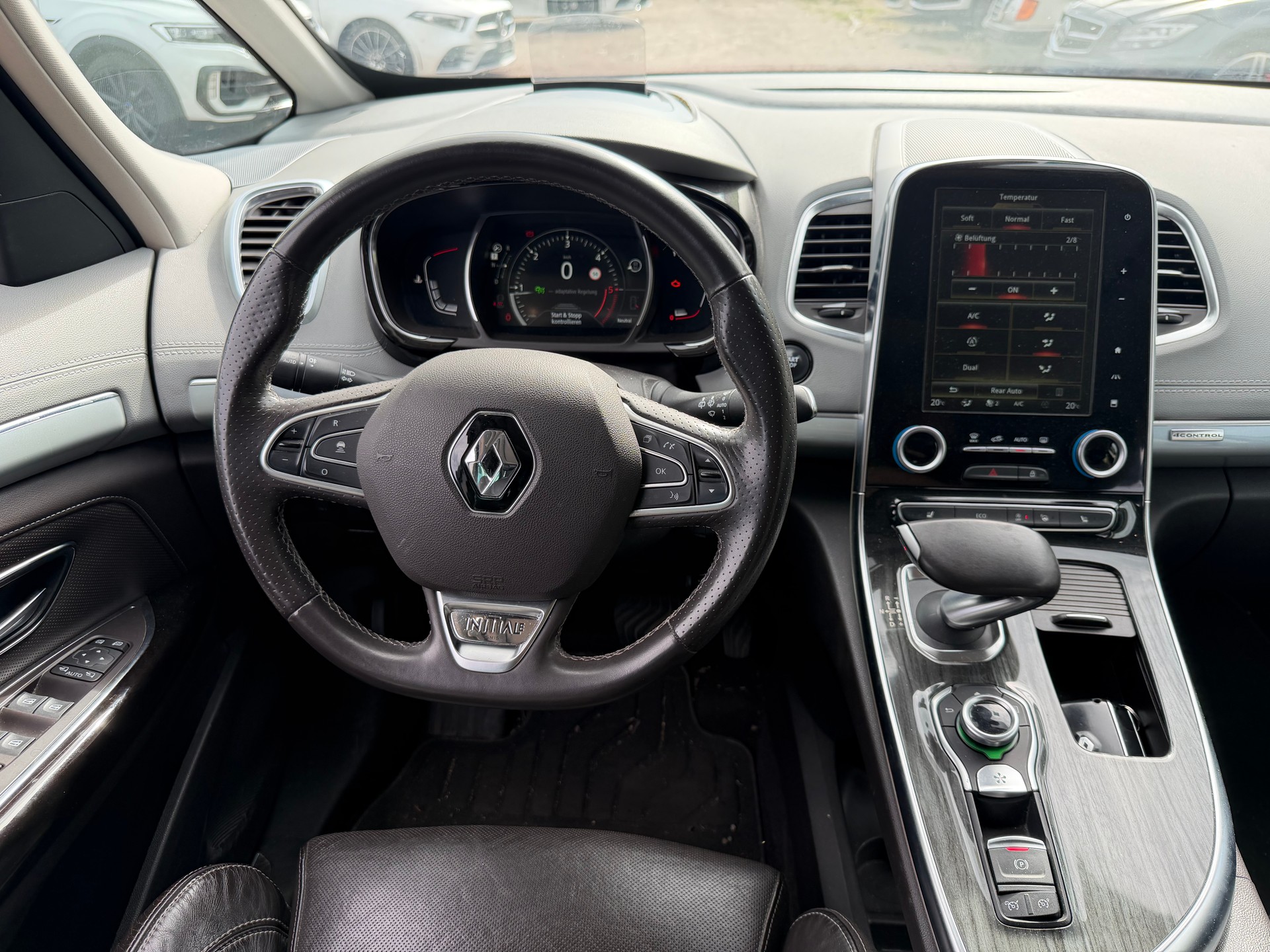 RENAULT Espace 1.6 dCi Initiale Paris EDC-image-9