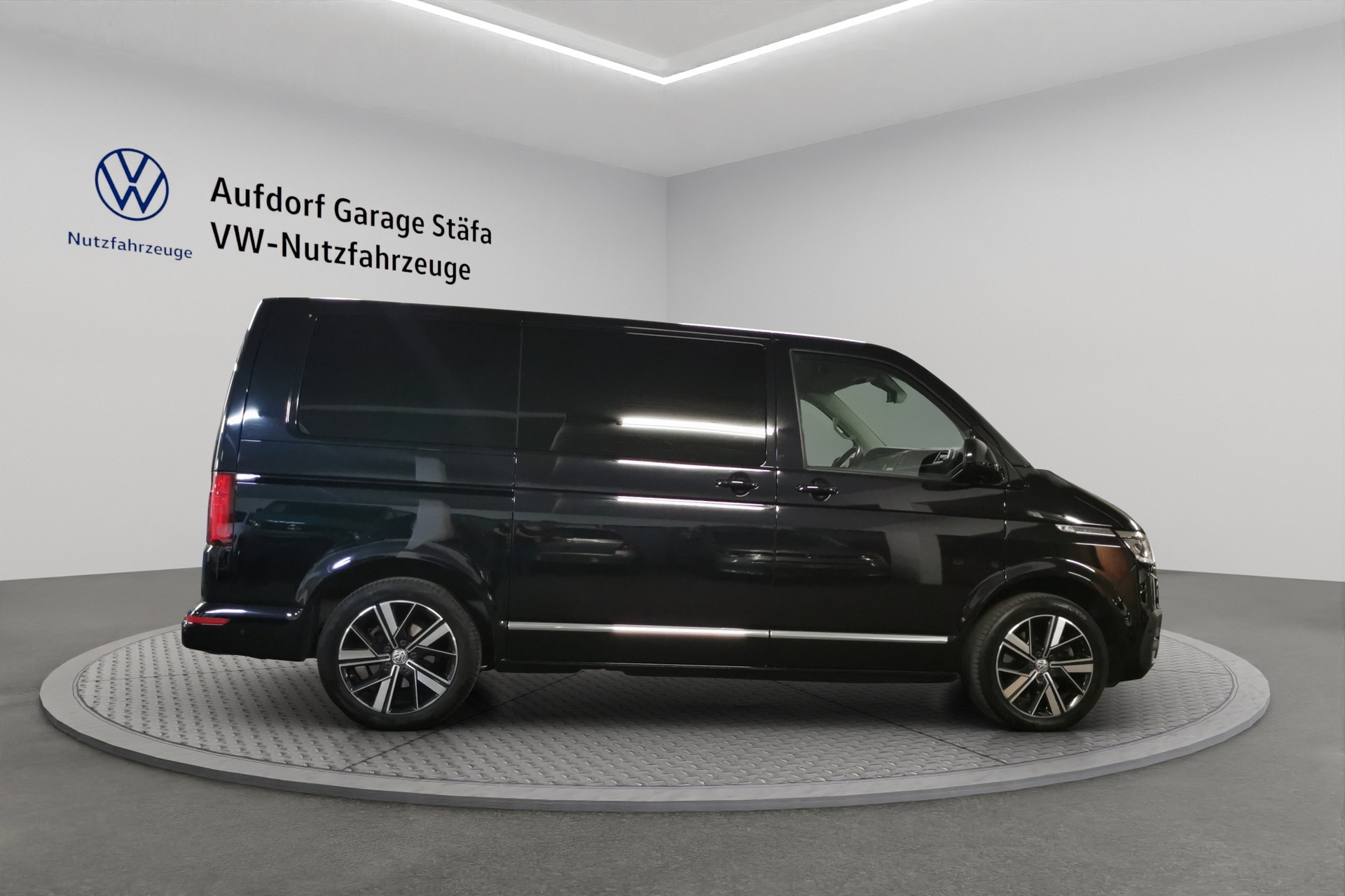 VW T6.1 Multivan 2.0 Bi-TDI Highline 4Motion DSG-image-5