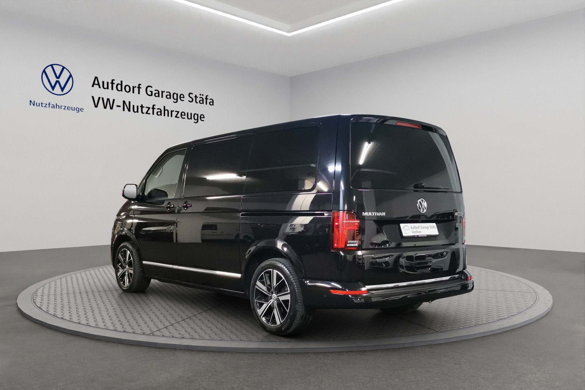 VW T6.1 Multivan 2.0 Bi-TDI Highline 4Motion DSG-image-2