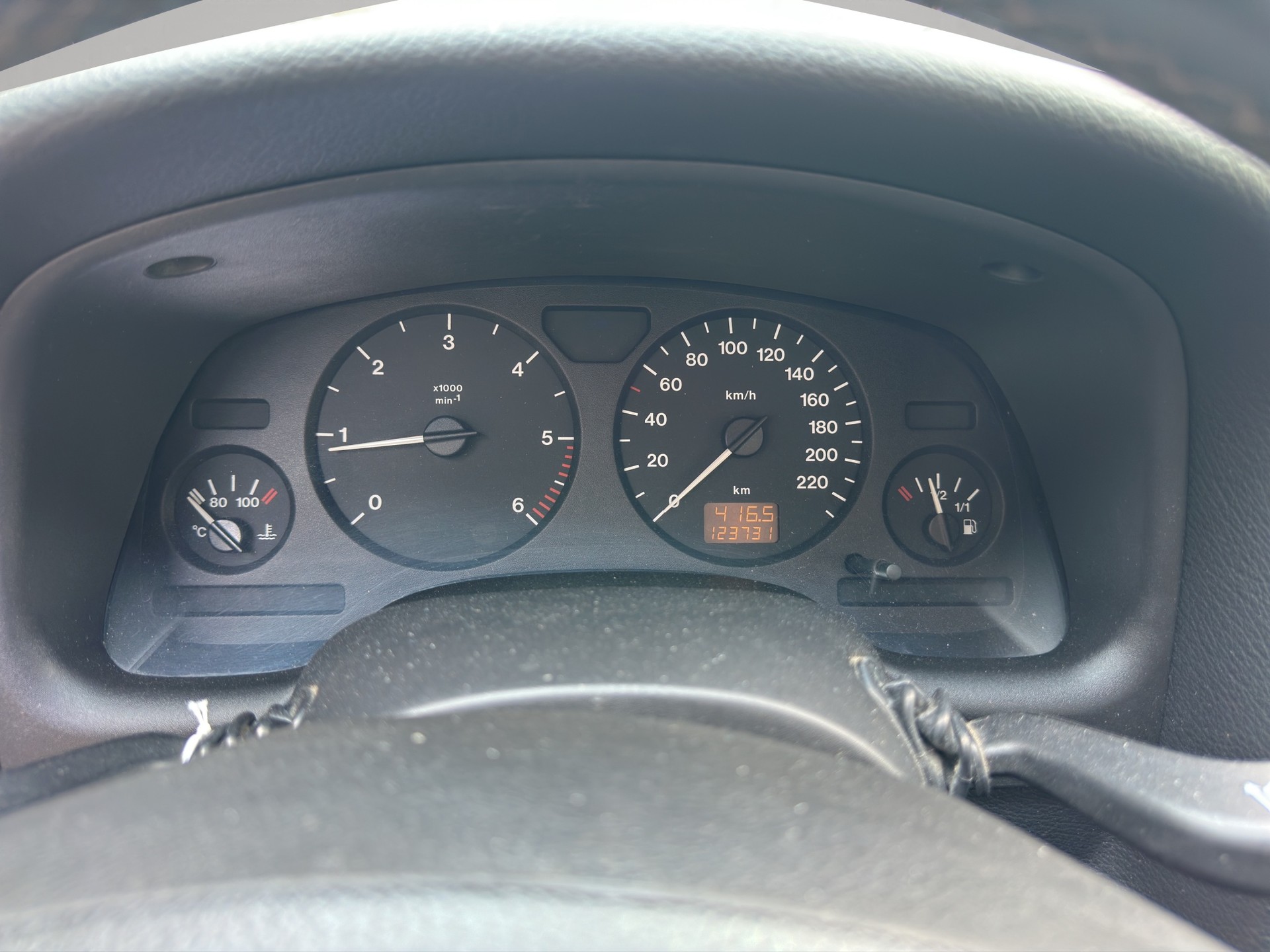 OPEL Astra Caravan 2.0 DTi Comfort-image-10