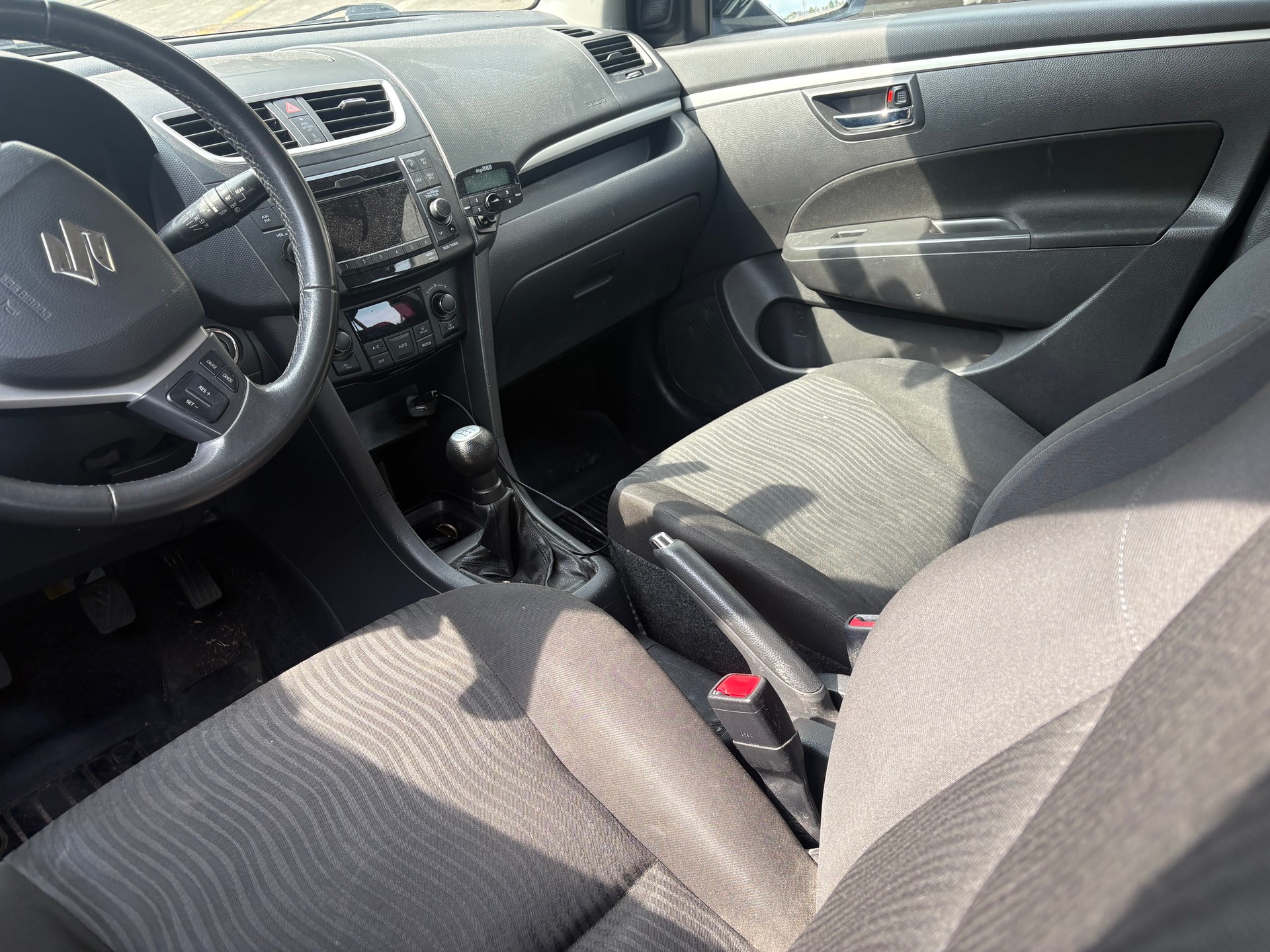 SUZUKI Swift 1.2i 16V GL-image-4