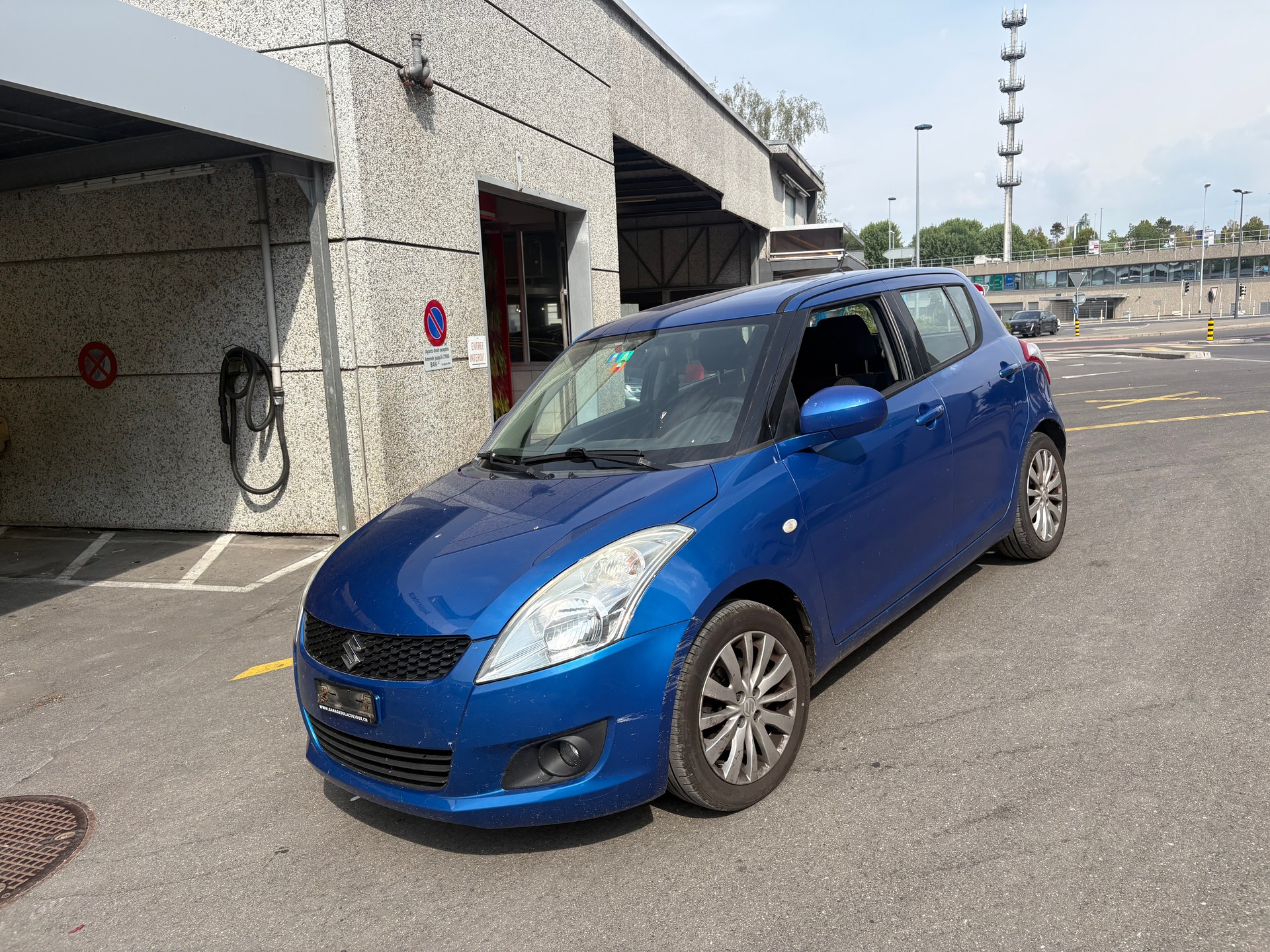 SUZUKI Swift 1.2i 16V GL-image-2