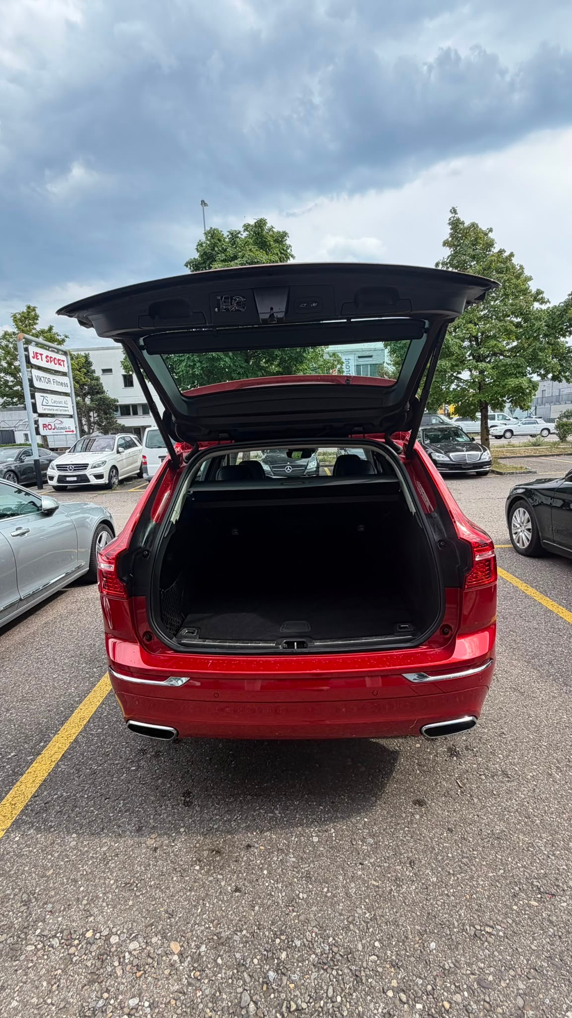 VOLVO XC60 B5 Benzin Mild Hybrid AWD Inscription Geartronic-image-5