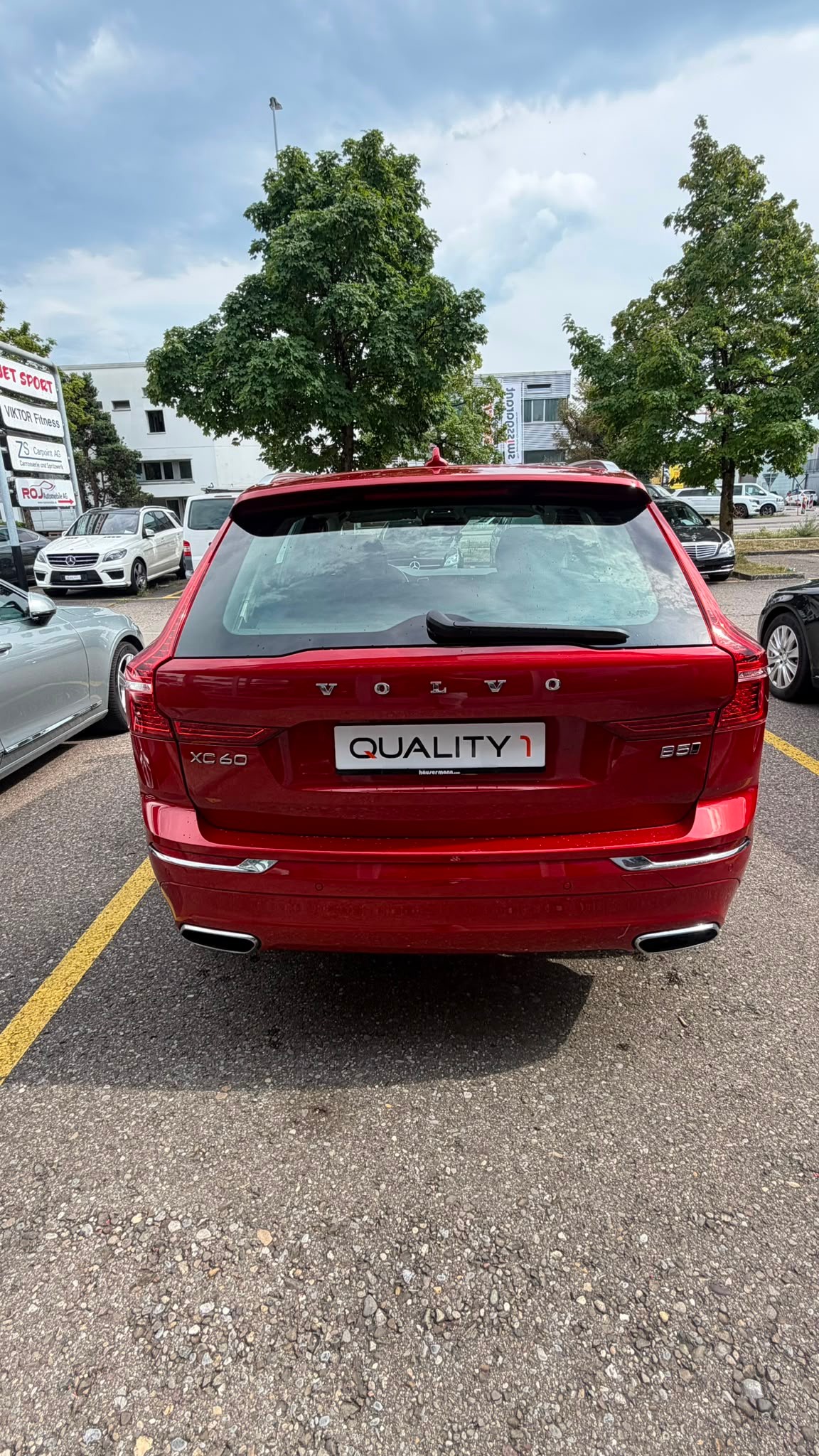 VOLVO XC60 B5 Benzin Mild Hybrid AWD Inscription Geartronic-image-3