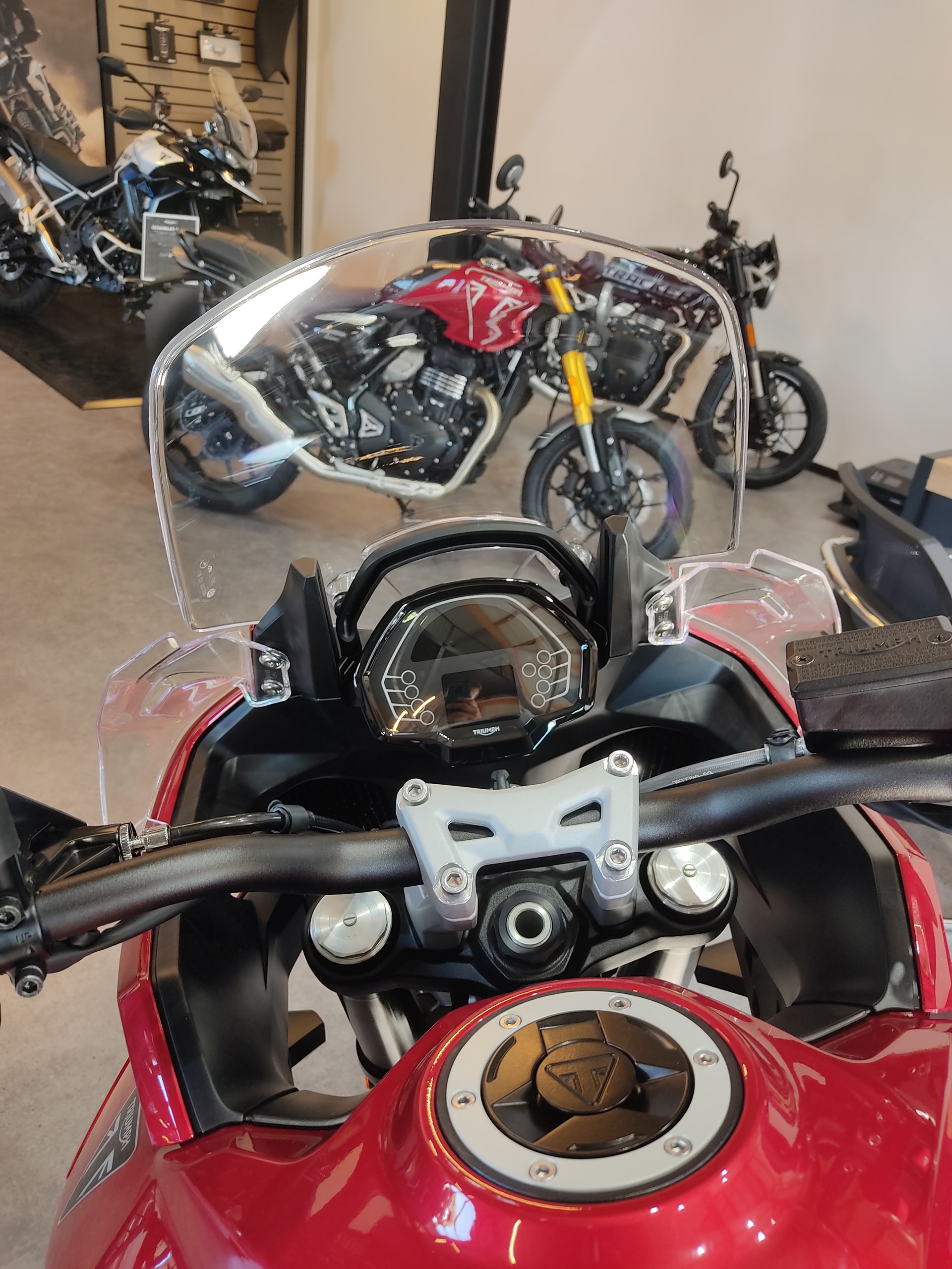 TRIUMPH Tiger Sport 800 Touring-image-9