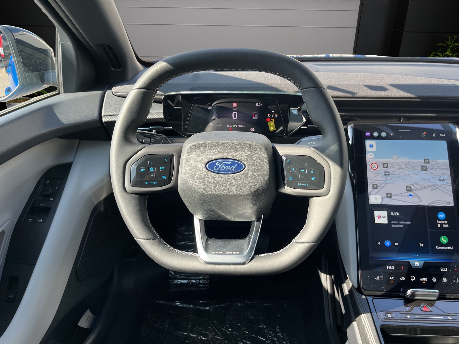 FORD Explorer Elektro 77kWh Dual Extended Range Premium AWD-image-13