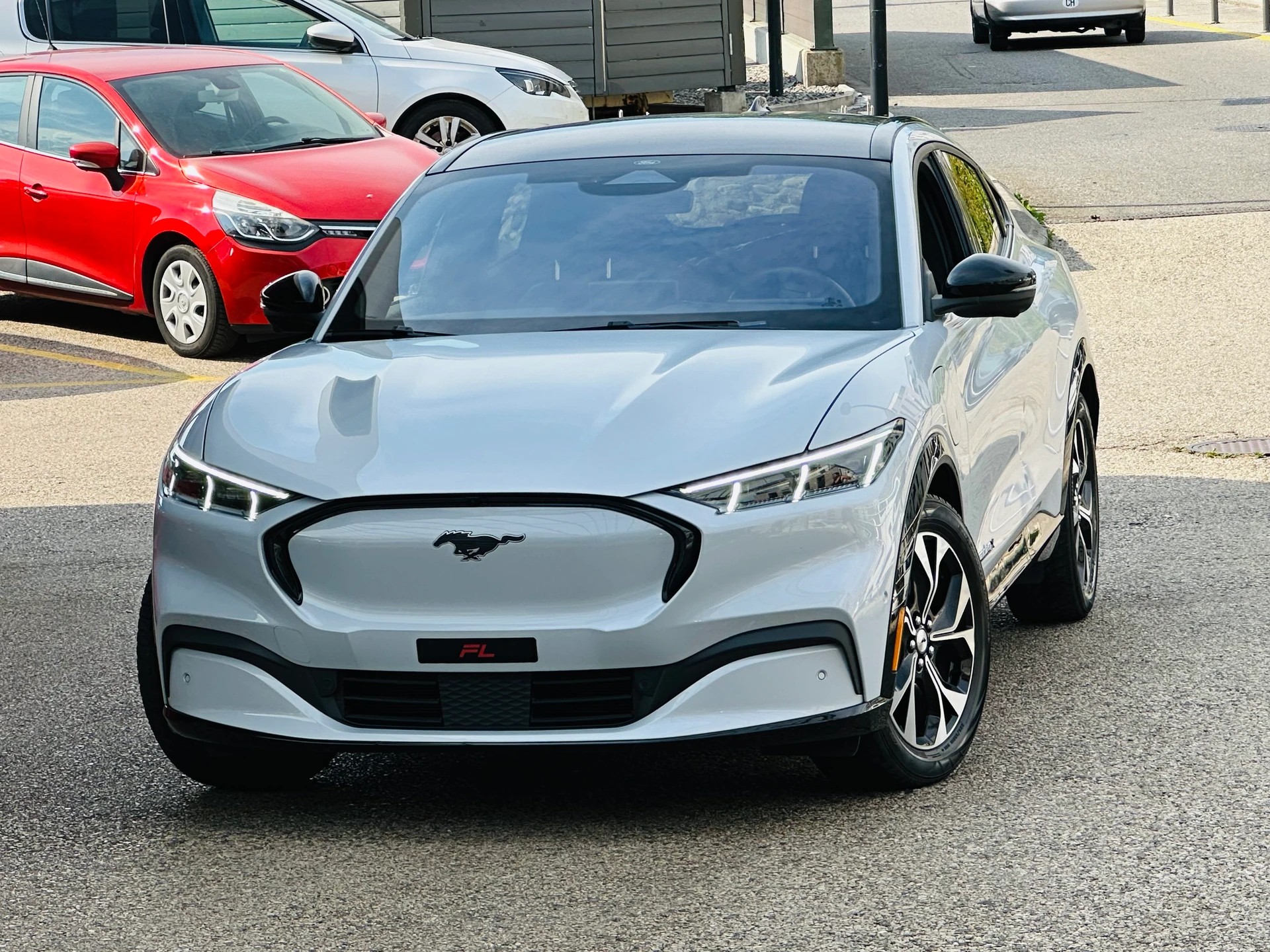 FORD Mustang MACH-E First Edition AWD 91 kWh-image-3