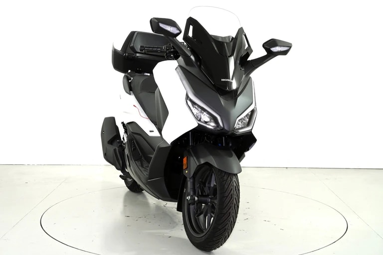 HONDA NSS 125 Forza ABS-showroom-element-1