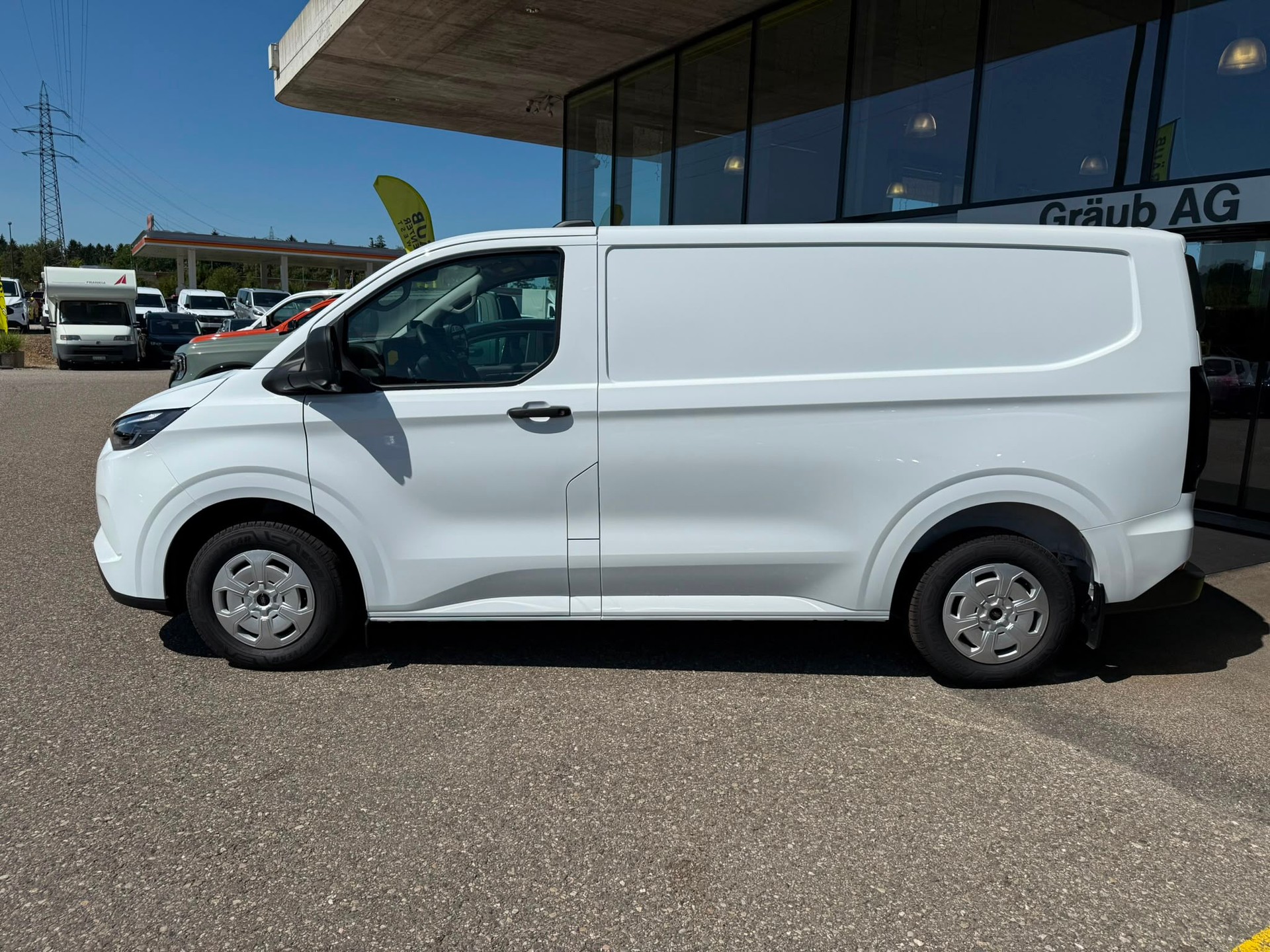 FORD Transit Custom Van PHEV 320 L1H1 Trend Automat-image-3