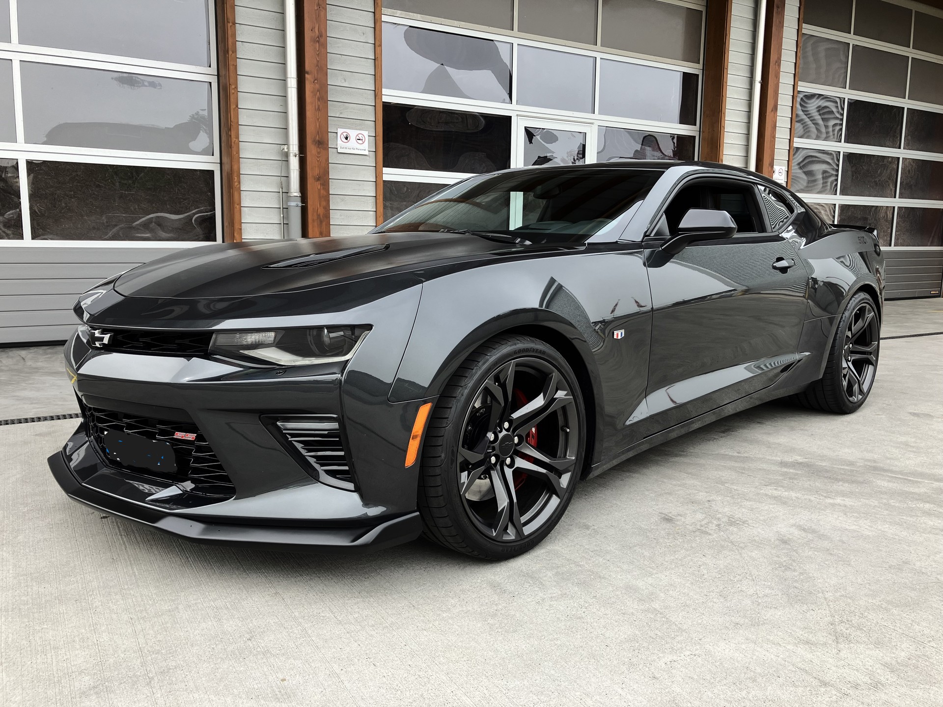 CHEVROLET Camaro 1 LE