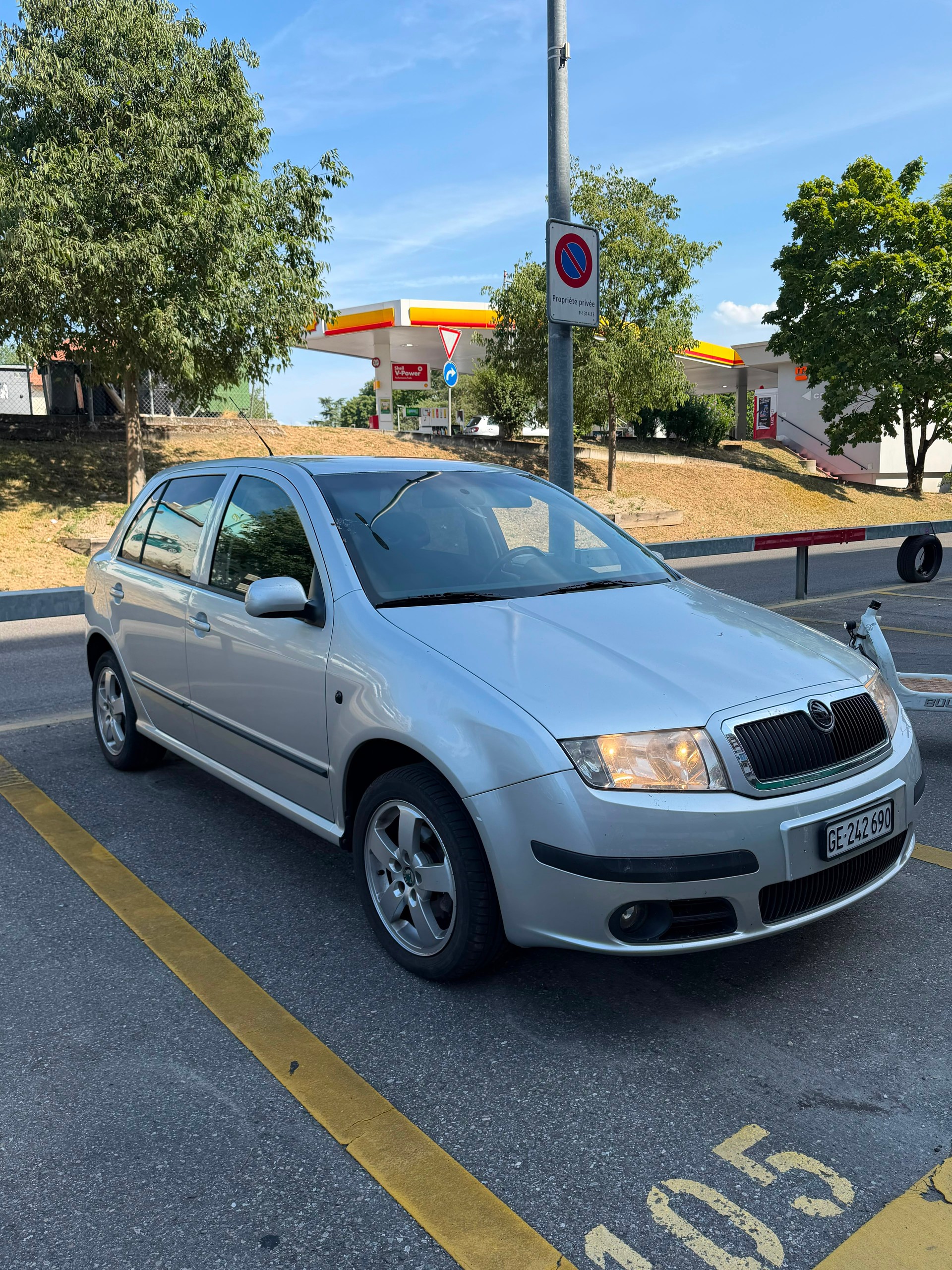 SKODA 1.9 TDI Ambiente-image-0
