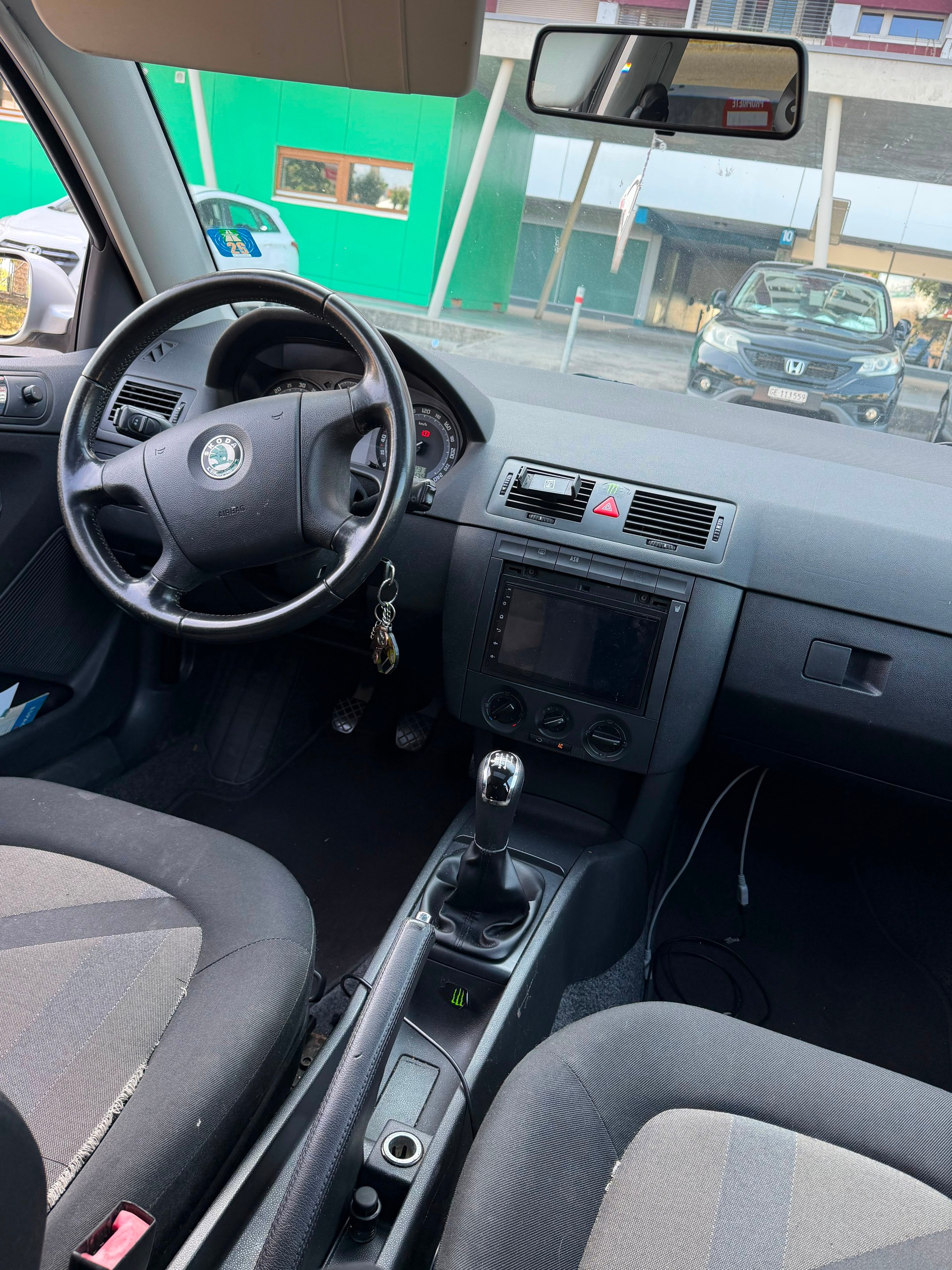 SKODA 1.9 TDI Ambiente-image-5