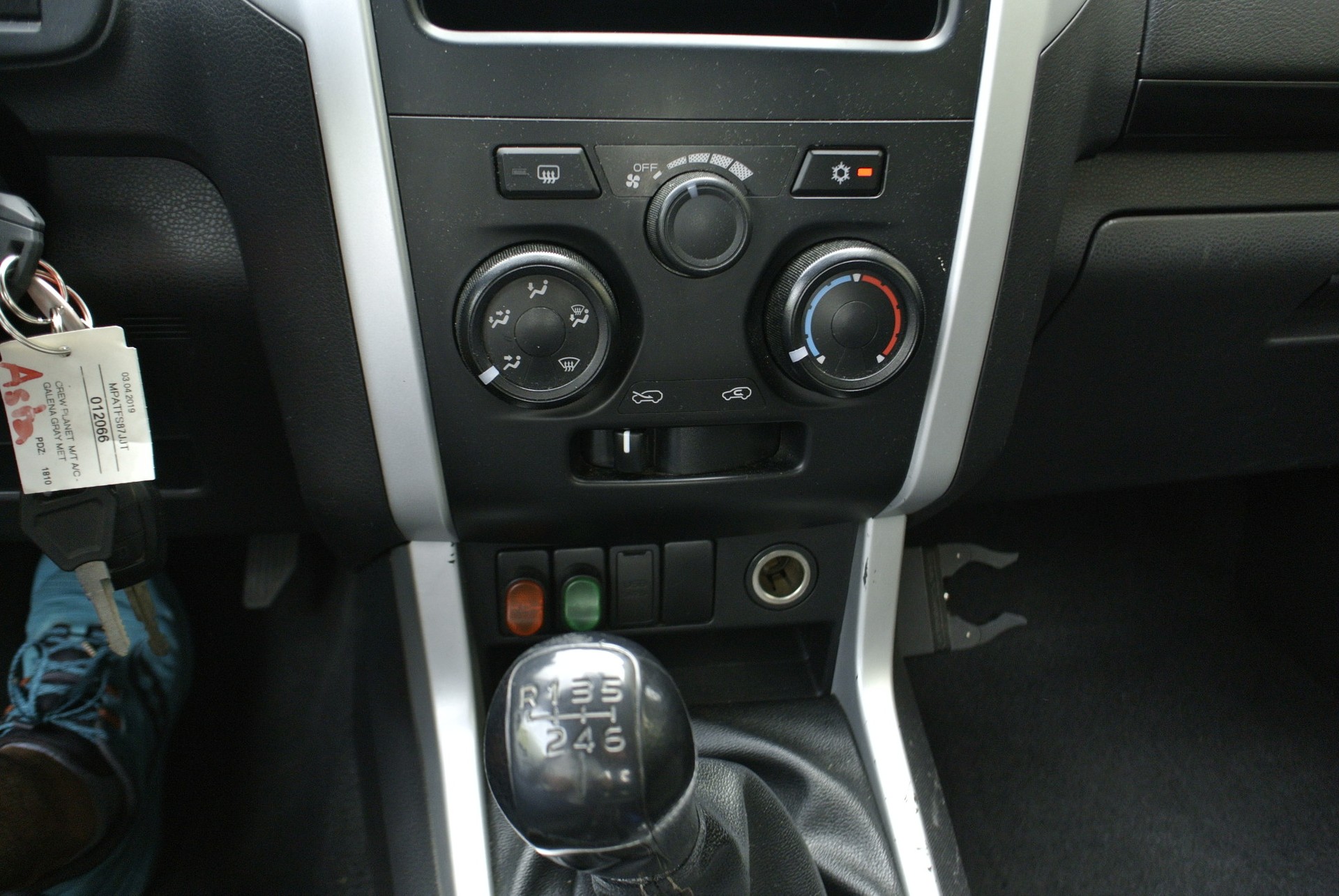 ISUZU D-MAX 1.9 Crew Cab Planet 4x4-image-20
