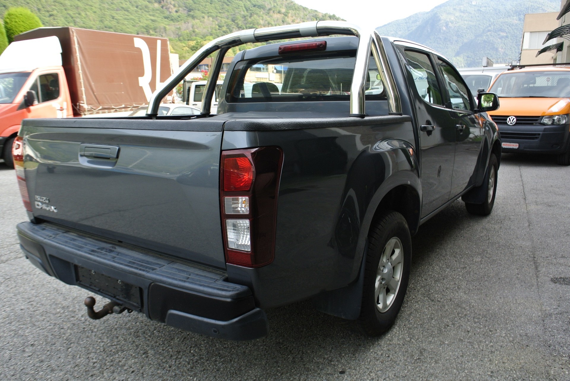 ISUZU D-MAX 1.9 Crew Cab Planet 4x4-image-6