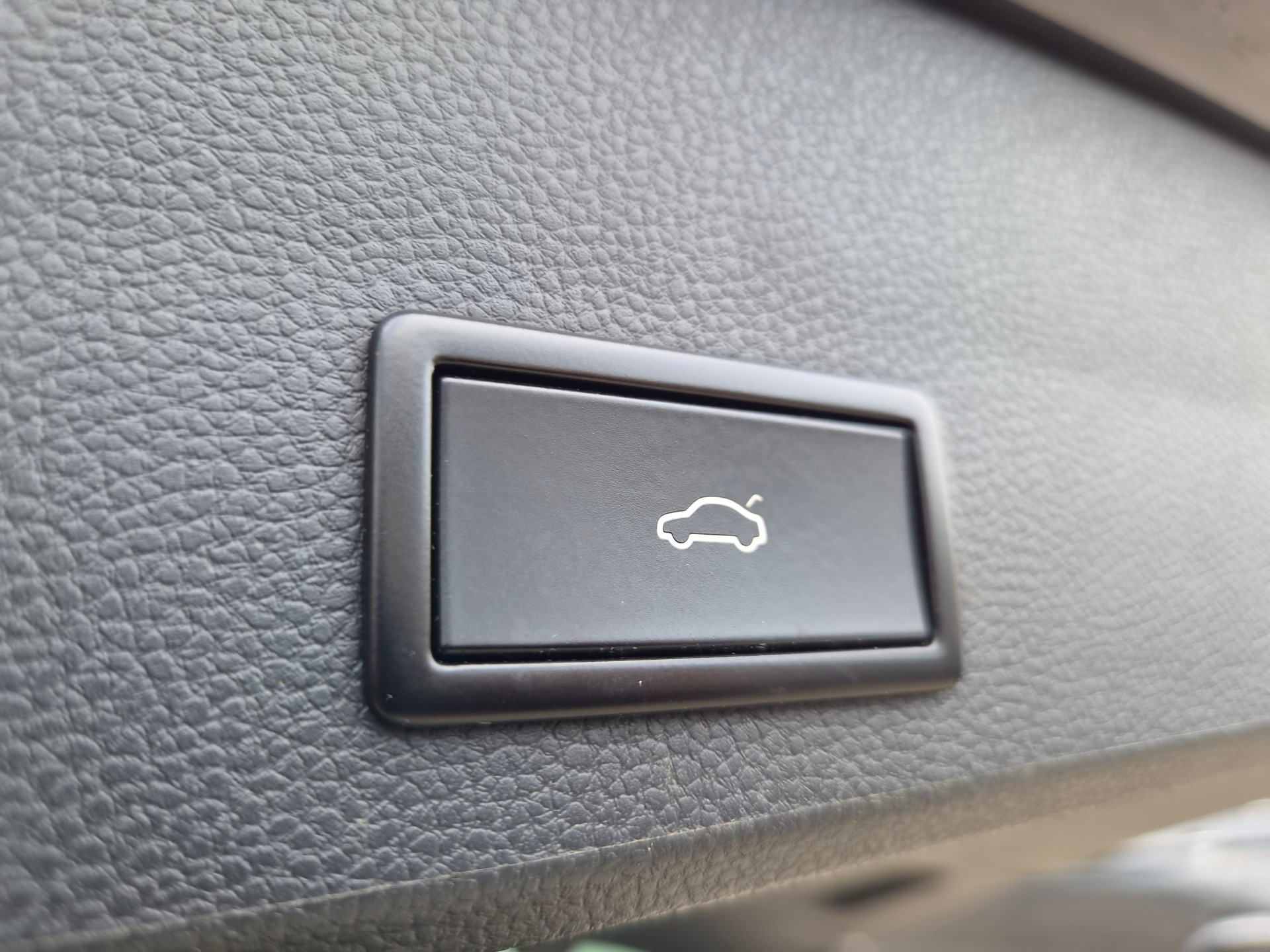 SEAT Ateca 2.0 TDI CR Xcellence 4Drive DSG-image-13
