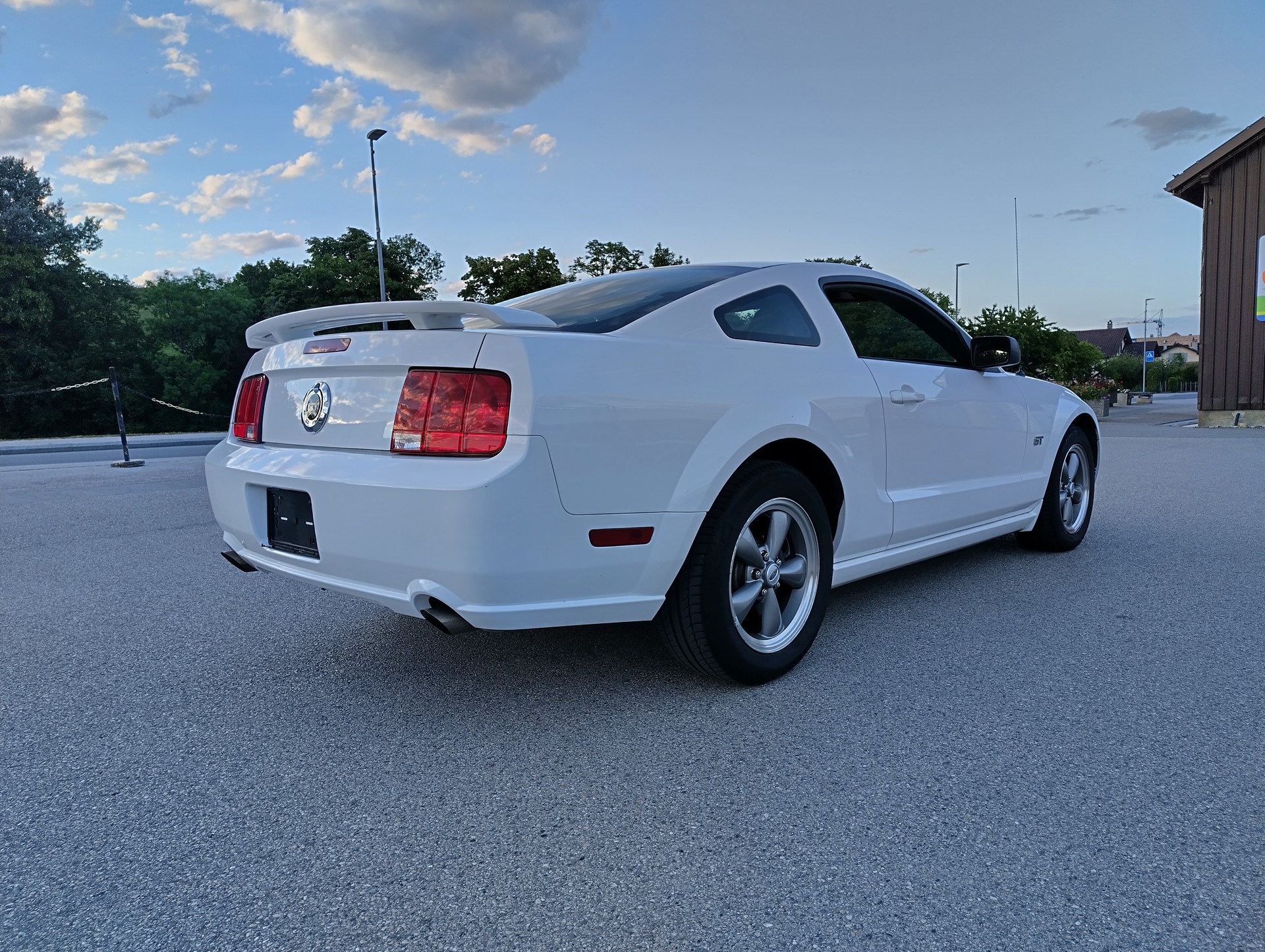 FORD GT-image-3