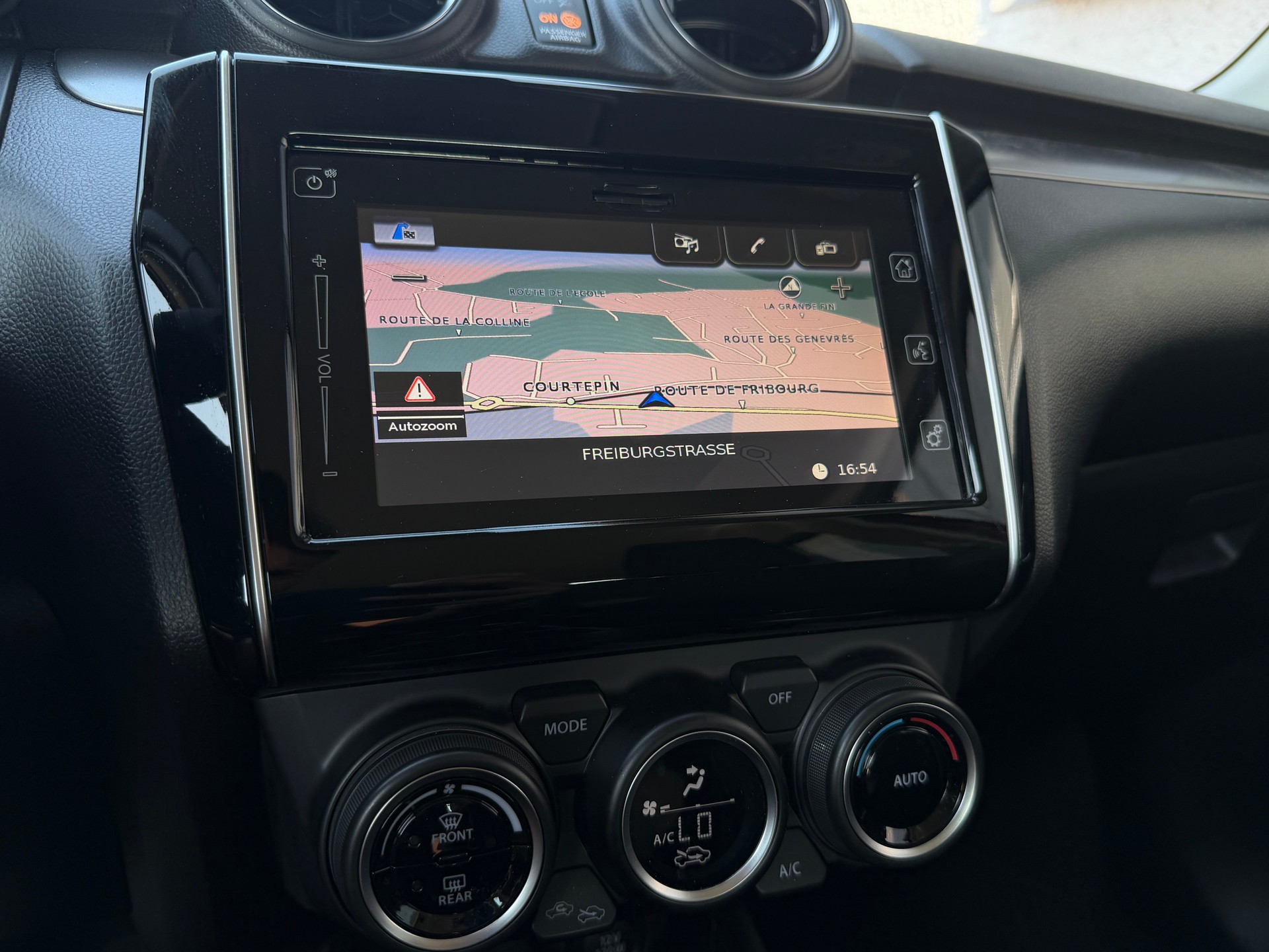 SUZUKI Swift 1.2i Piz Sulai Allgrip 4x4 Hybrid-image-10