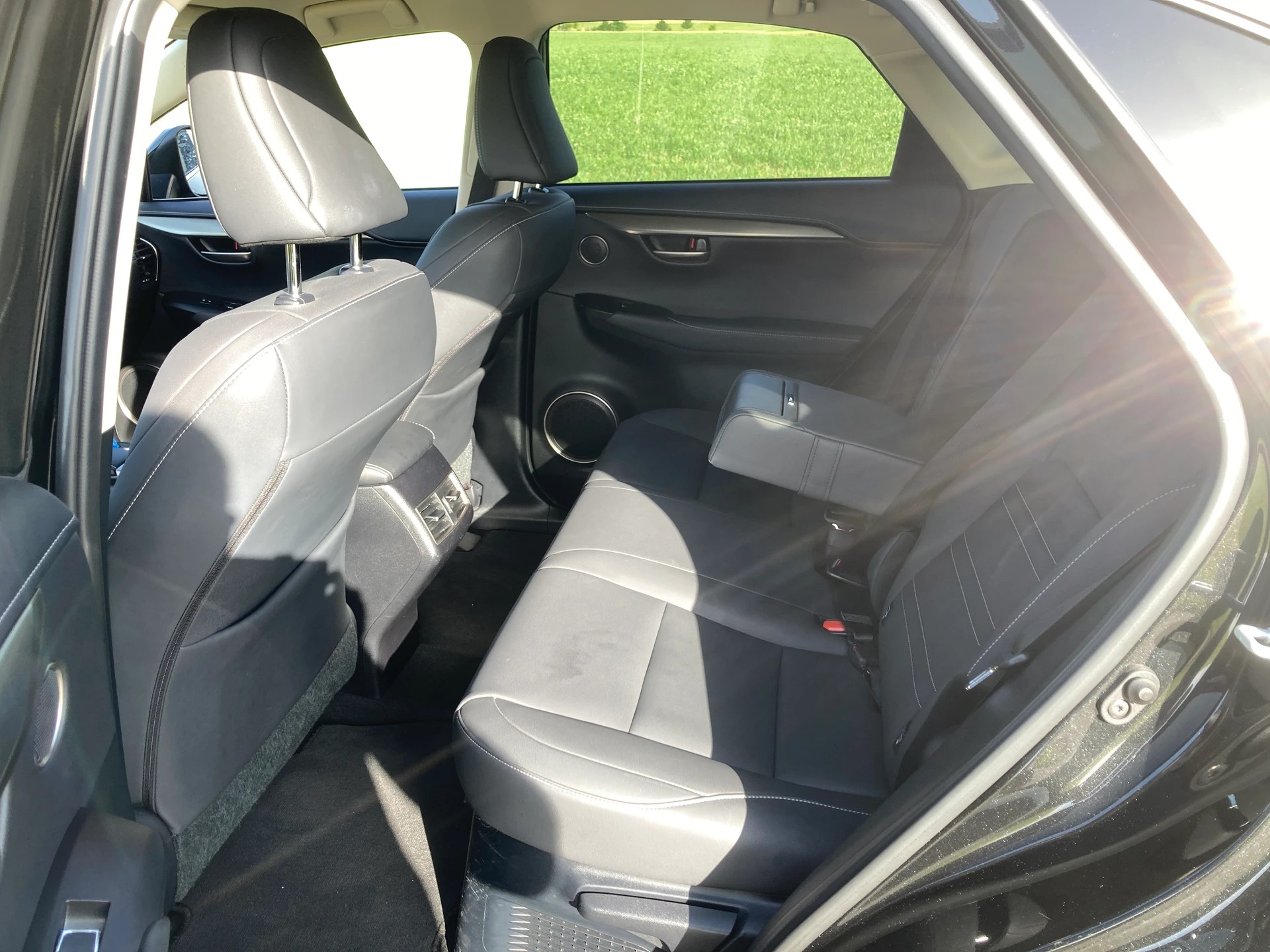 LEXUS NX 300h Celebrating 30 E-Four Automatic-image-7