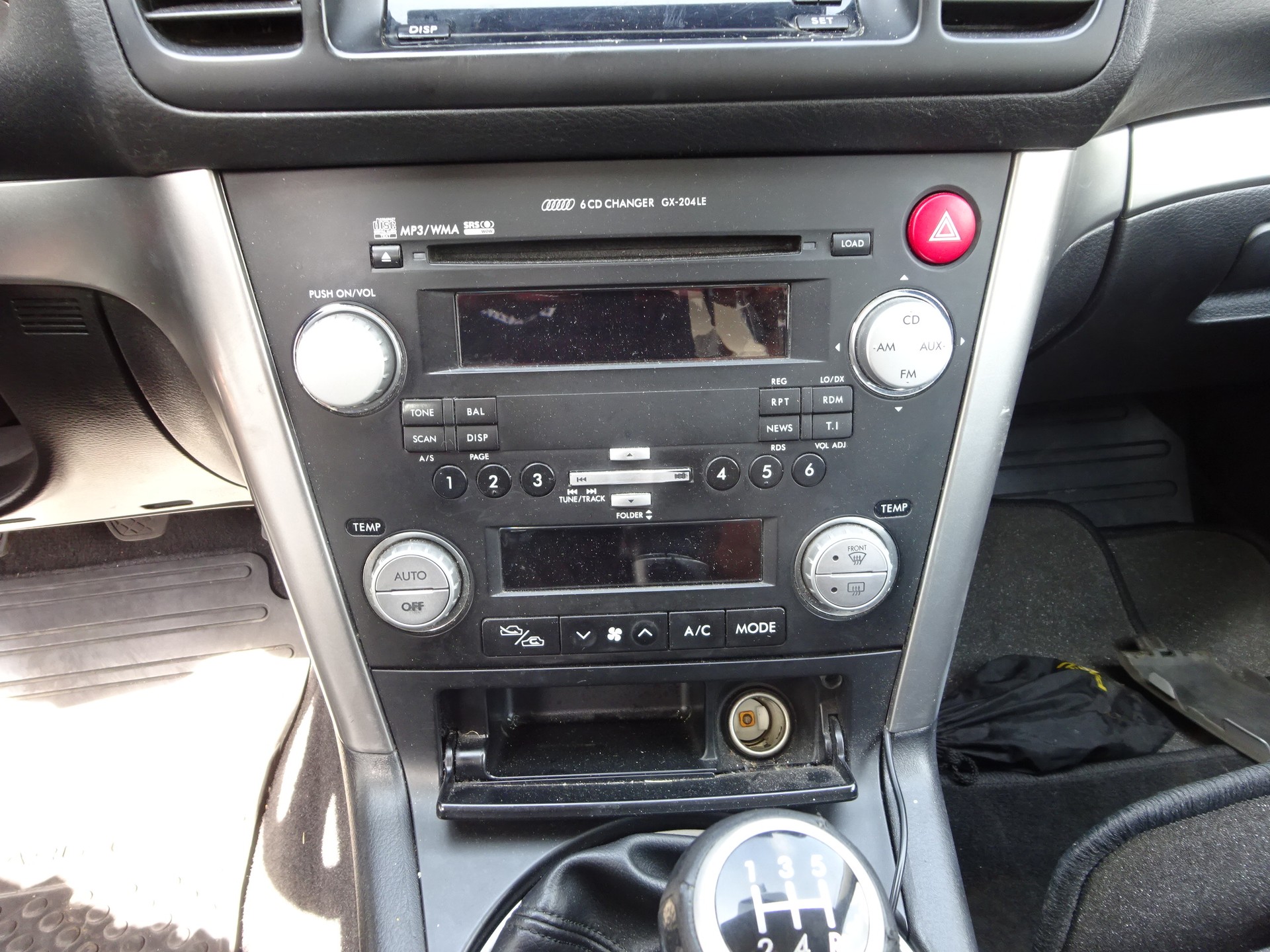 SUBARU Legacy 2.0D AWD Swiss-image-10