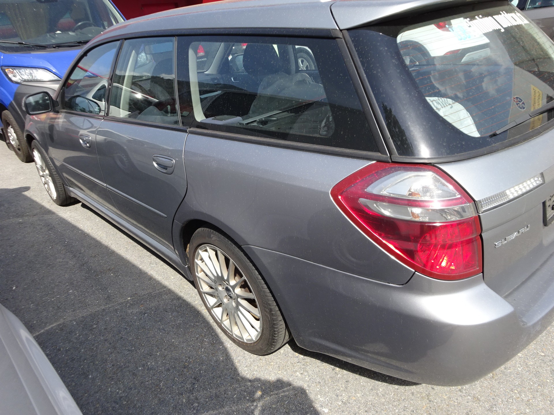 SUBARU Legacy 2.0D AWD Swiss-image-7