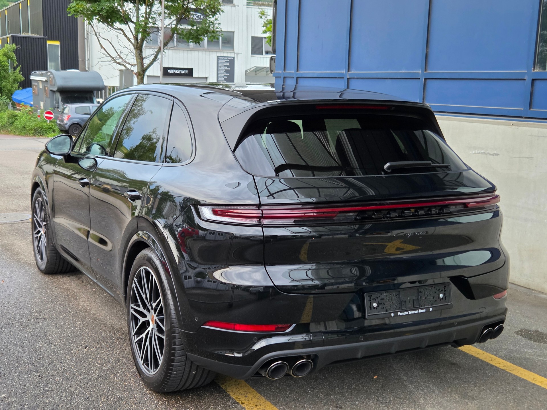PORSCHE Cayenne Black Edition Tiptronic-image-5