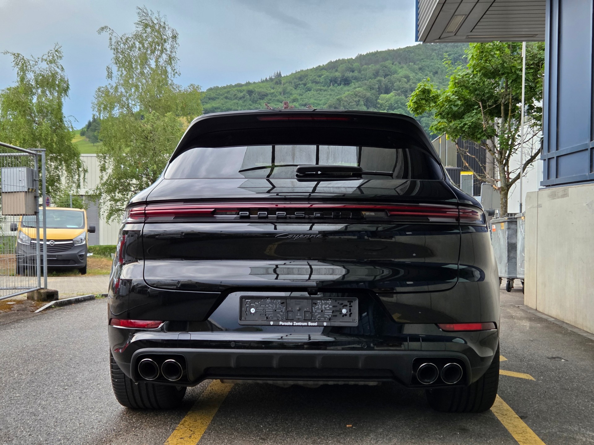 PORSCHE Cayenne Black Edition Tiptronic-image-6