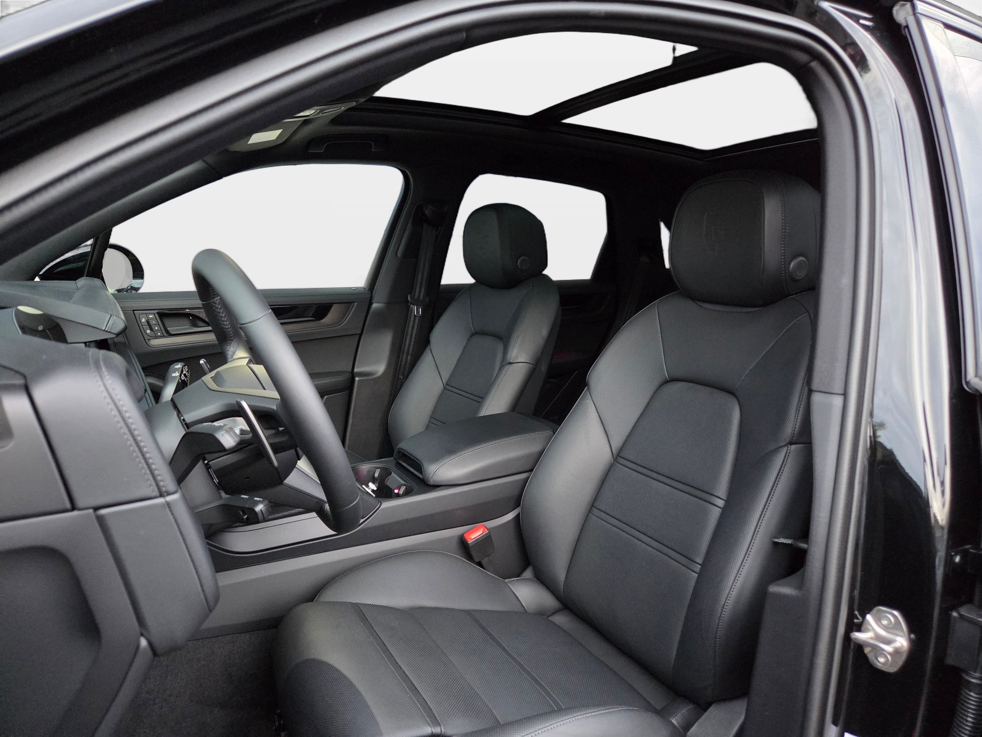 PORSCHE Cayenne Black Edition Tiptronic-image-8
